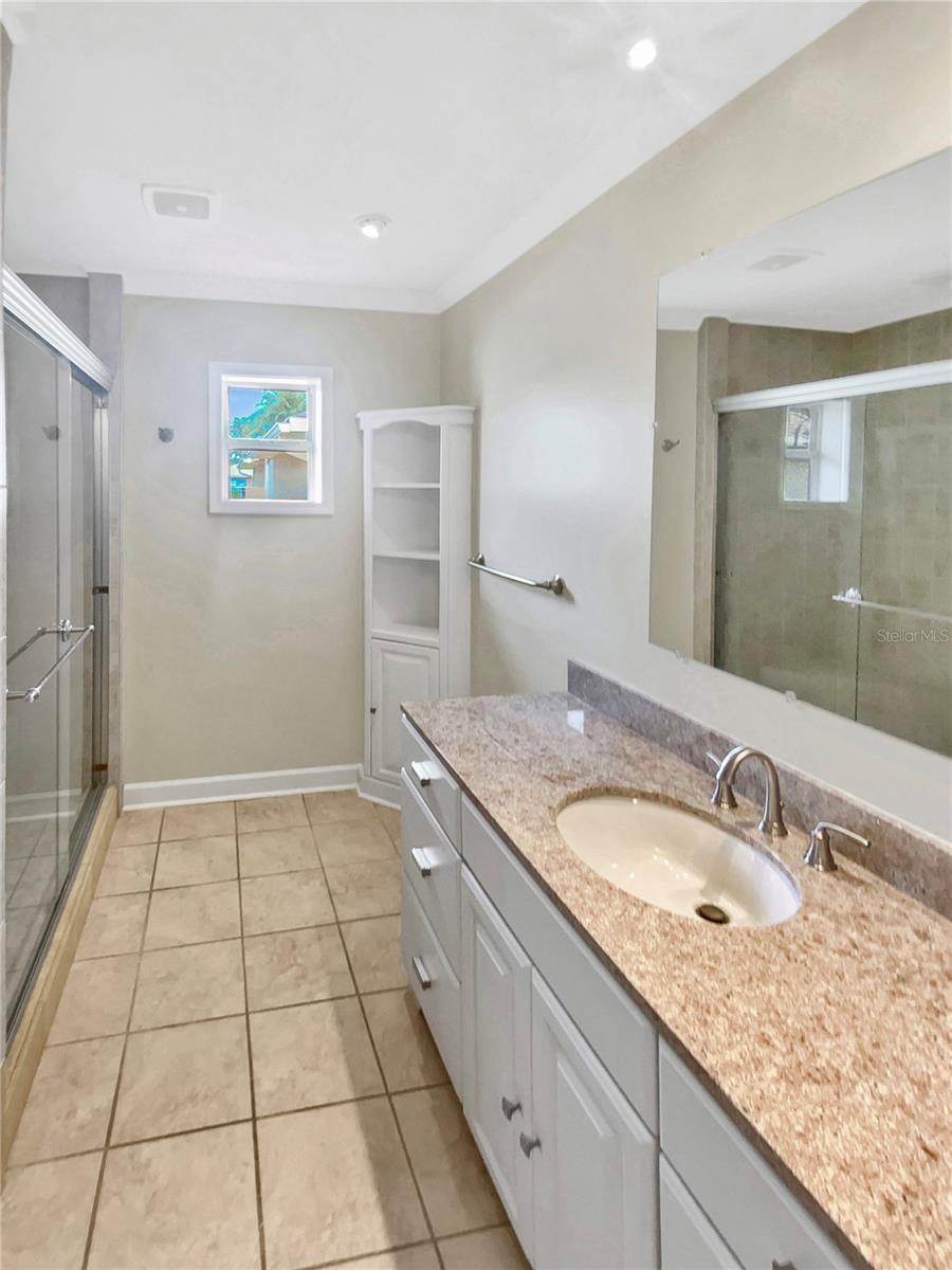 2253 HERON CIR, CLEARWATER, FL, 33762