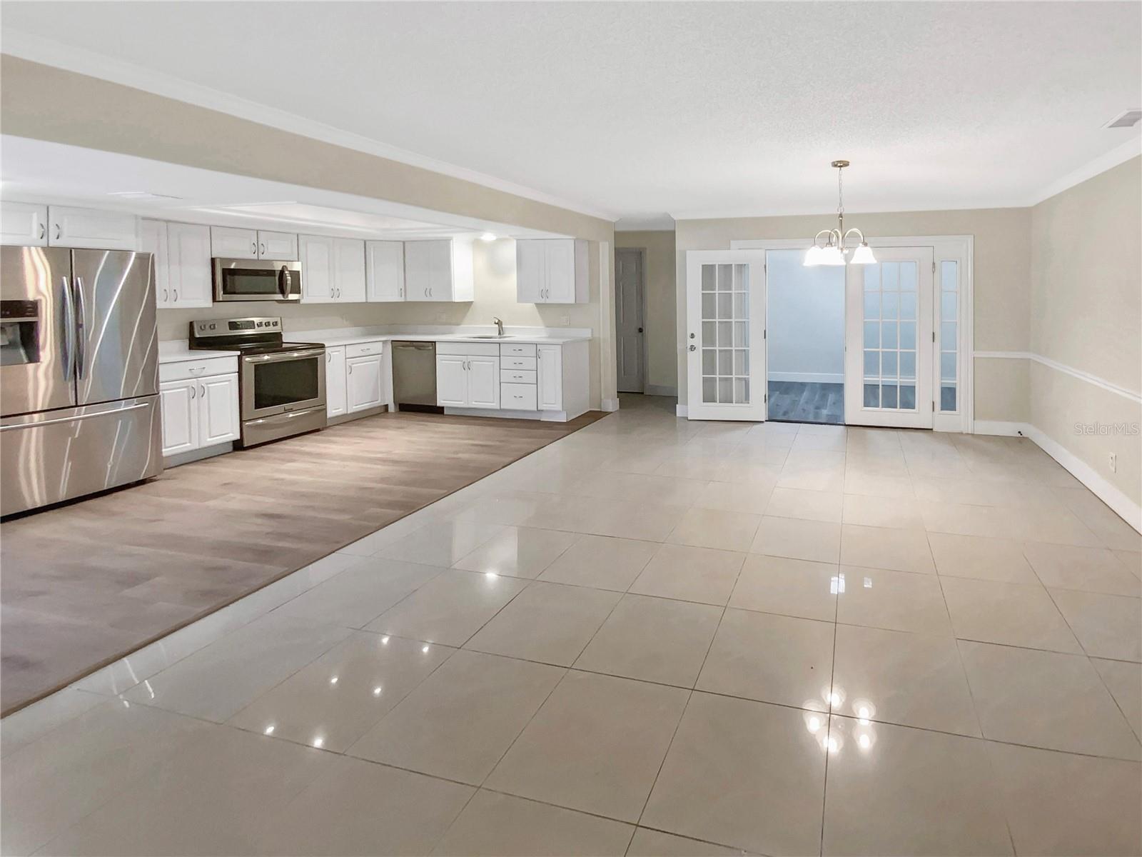 2253 HERON CIR, CLEARWATER, FL, 33762