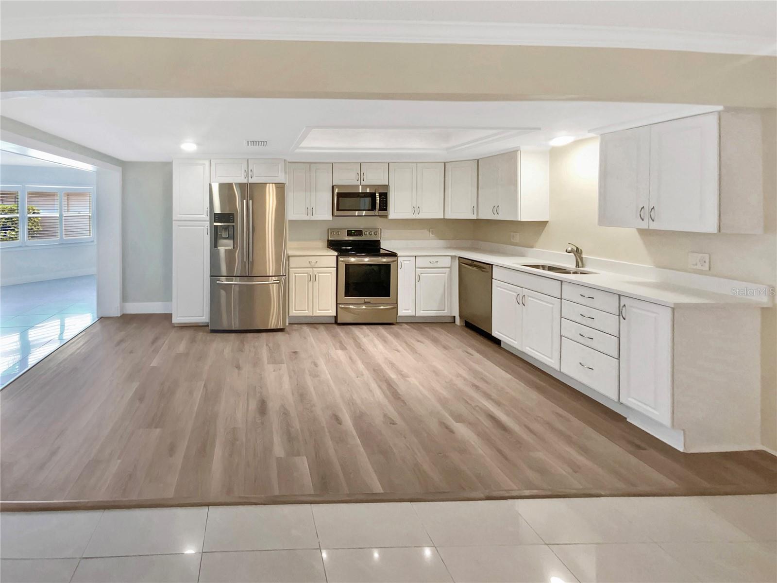 2253 HERON CIR, CLEARWATER, FL, 33762