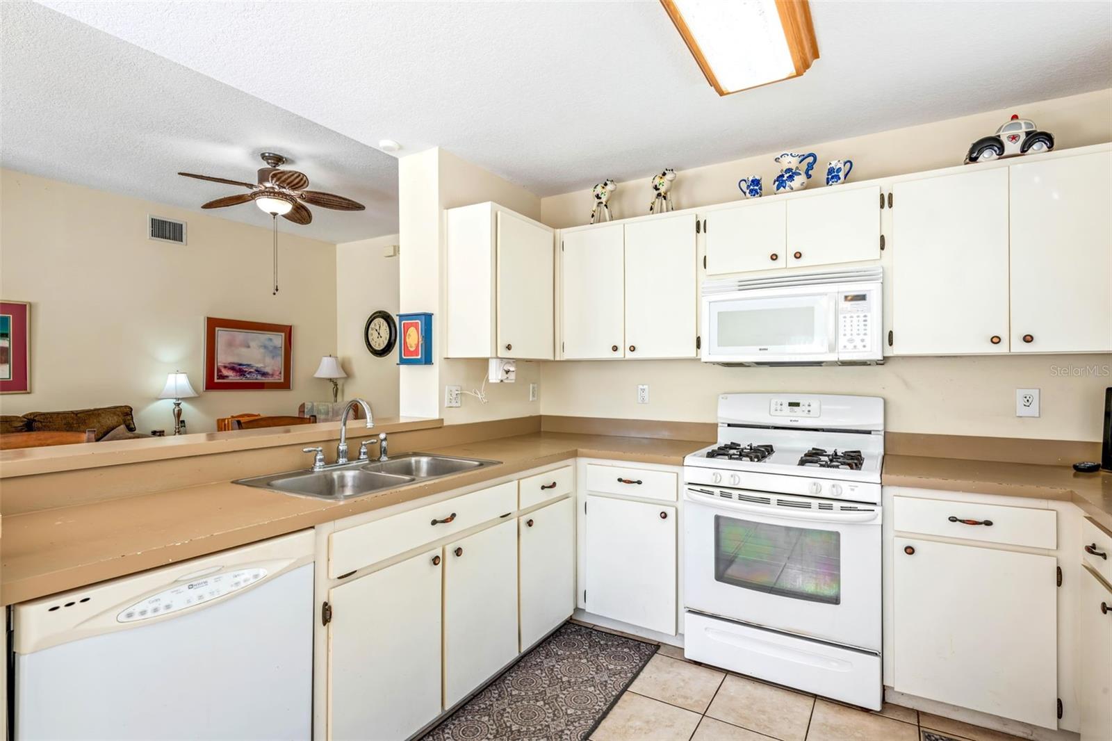 1016 STANDING REED PL, WESLEY CHAPEL, FL, 33543