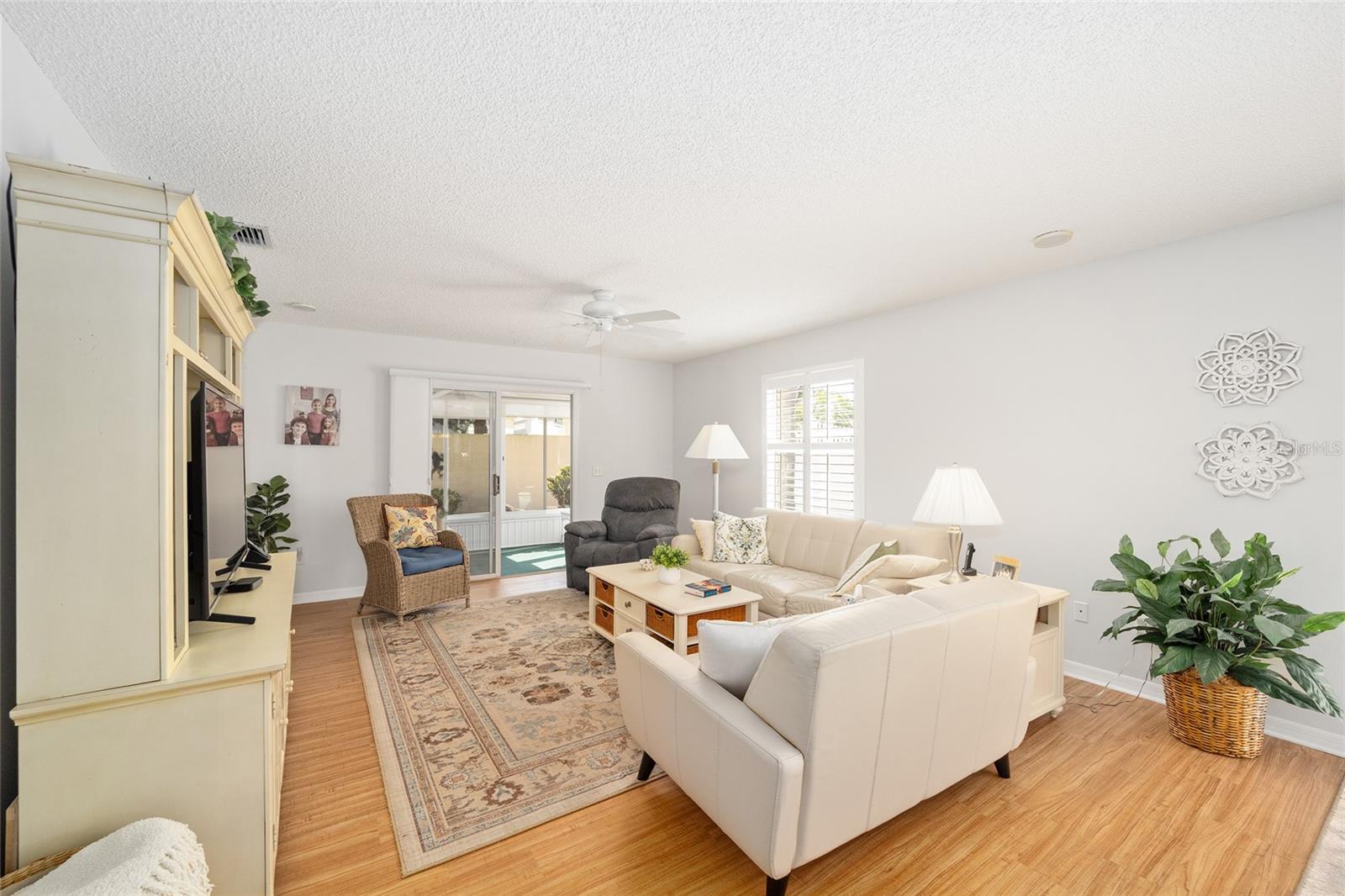 1405 CONCHAS DR, THE VILLAGES, FL, 32162