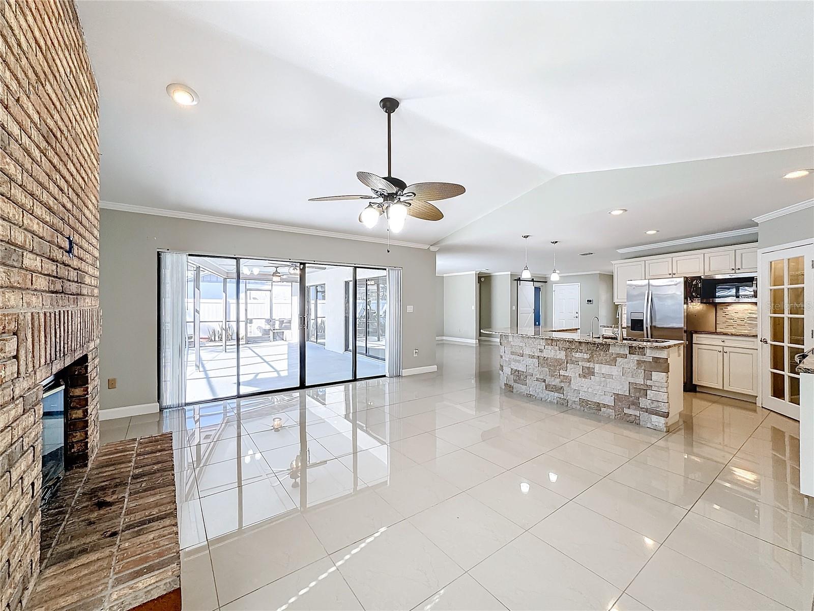 12345 YELLOW ROSE CIR, RIVERVIEW, FL, 33569