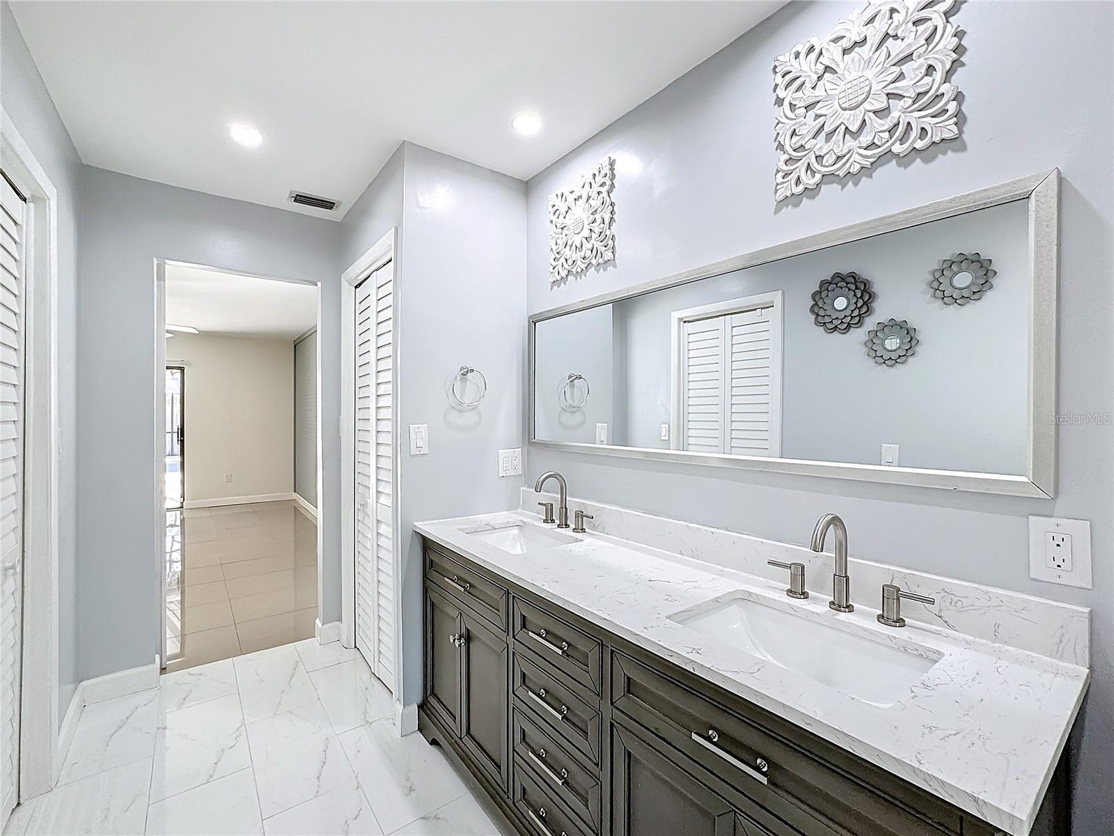 12345 YELLOW ROSE CIR, RIVERVIEW, FL, 33569