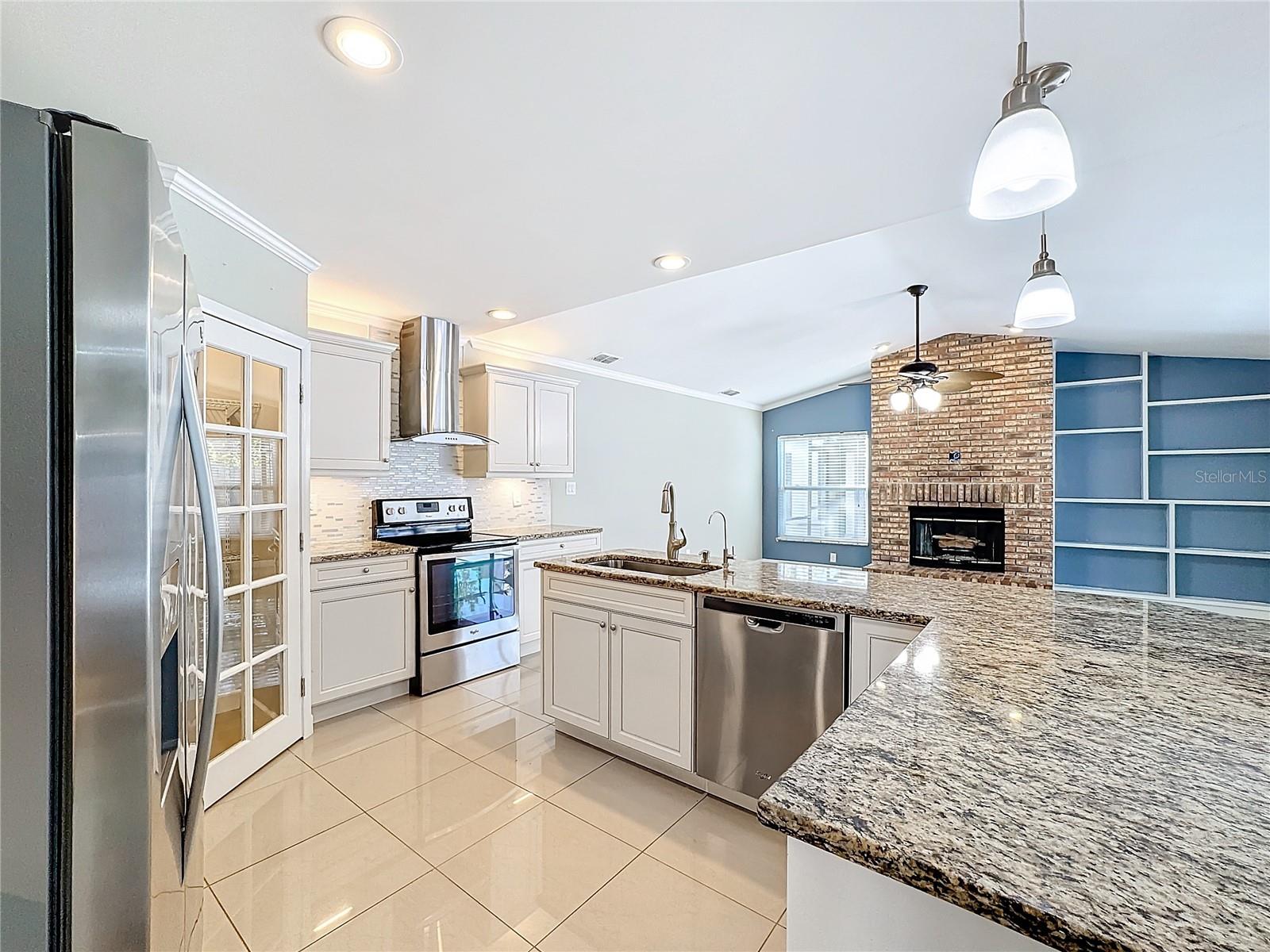 12345 YELLOW ROSE CIR, RIVERVIEW, FL, 33569