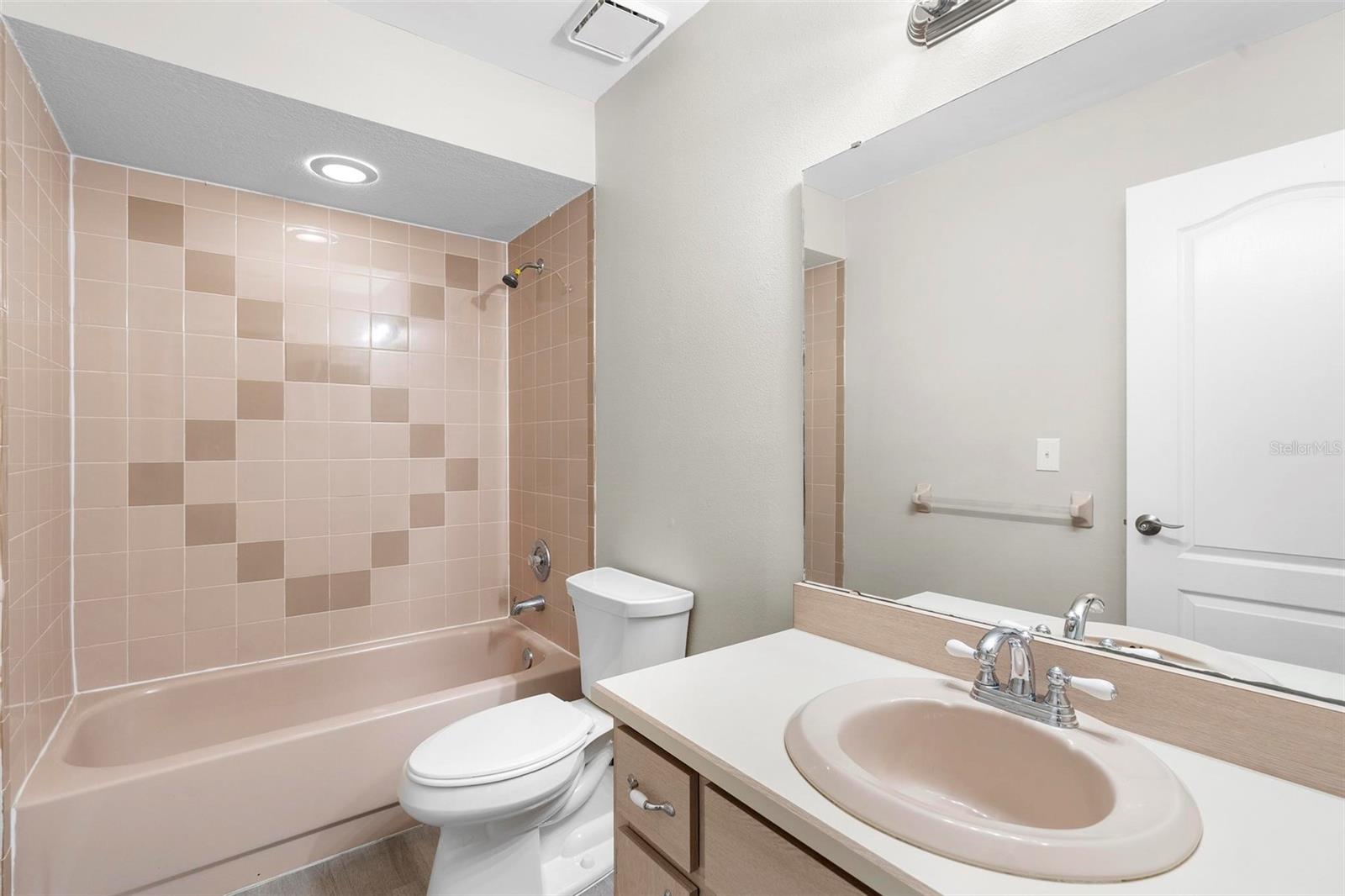 1720 NEEDLE PALM DR, EDGEWATER, FL, 32132