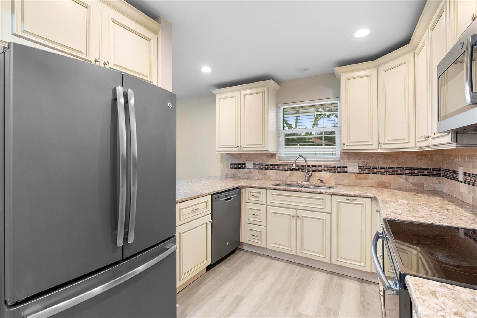 1720 NEEDLE PALM DR, EDGEWATER, FL, 32132