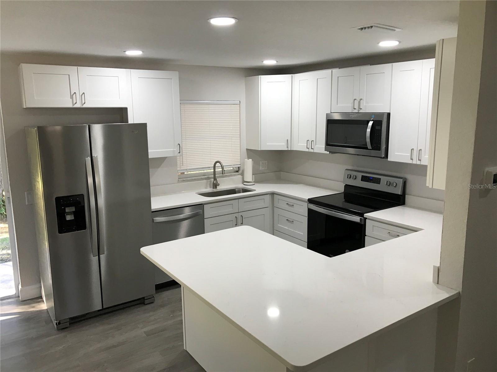 11 THE CRESCENT, MINNEOLA, FL, 34715