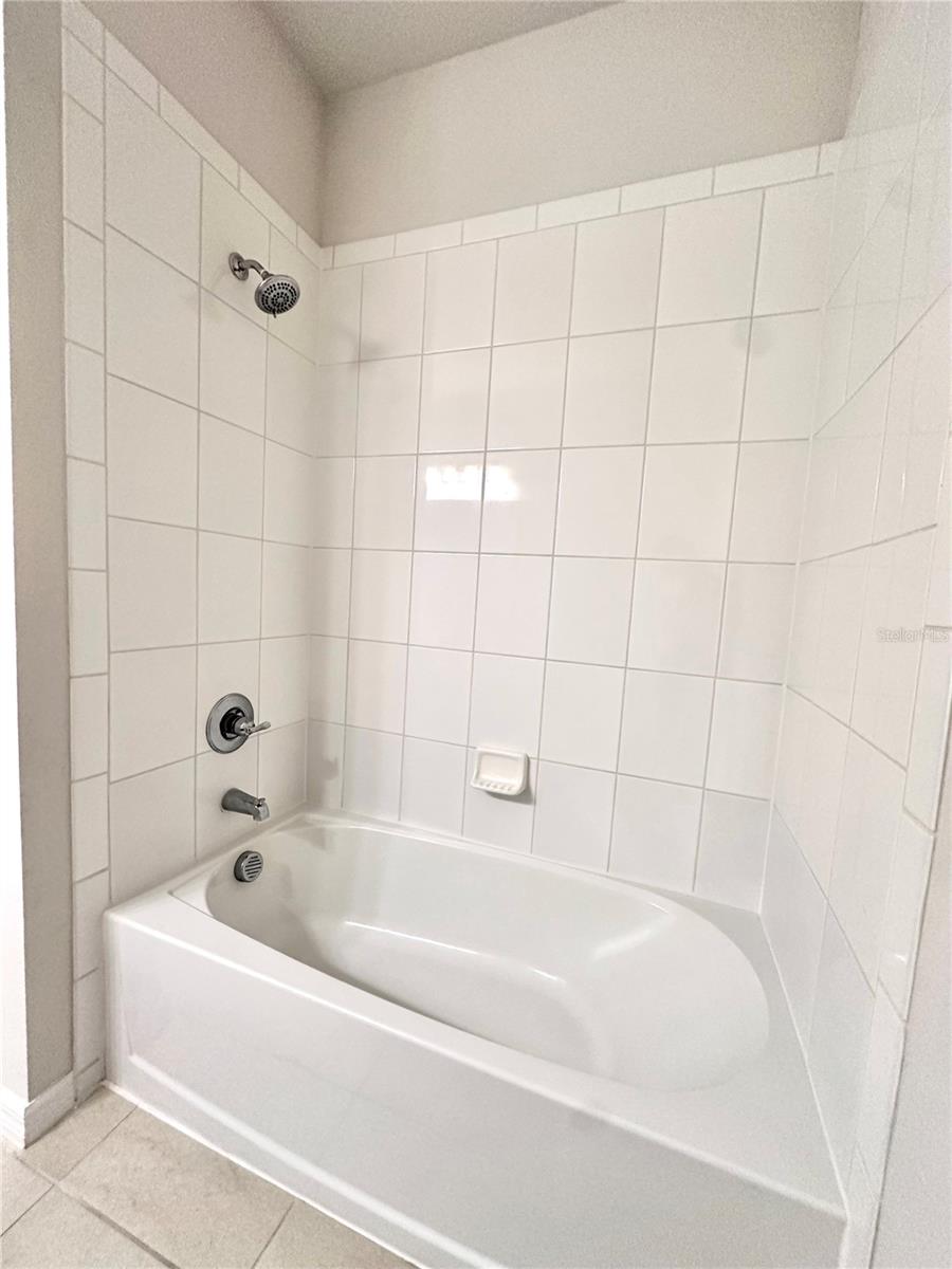 12108 BLUE PACIFIC DR, RIVERVIEW, FL, 33579