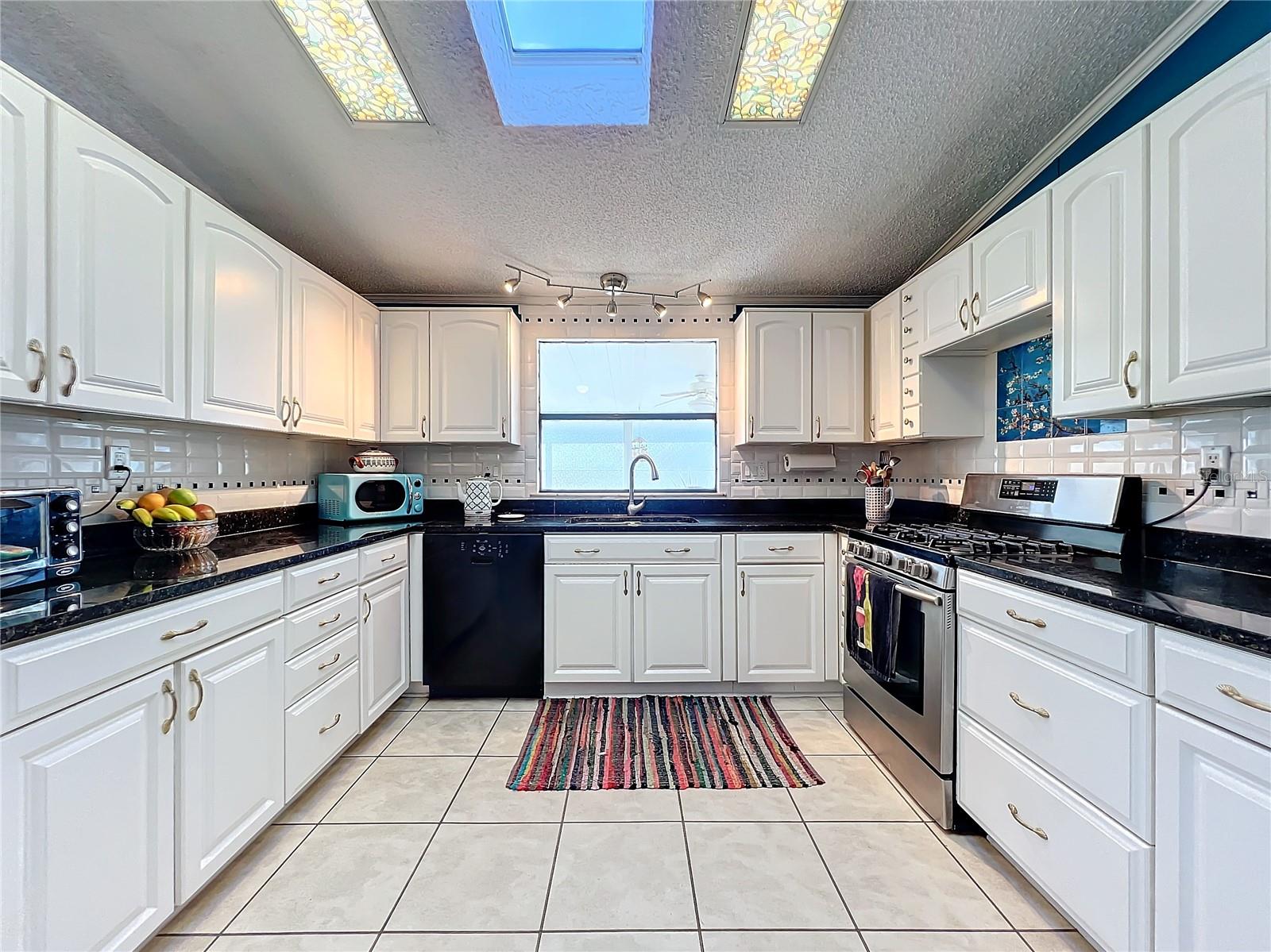 25007 BELLEVUE, LEESBURG, FL, 34748