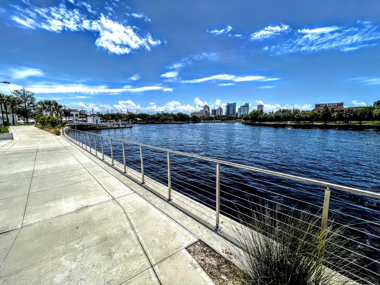 4022 CORTEZ DR #A, TAMPA, FL, 33614