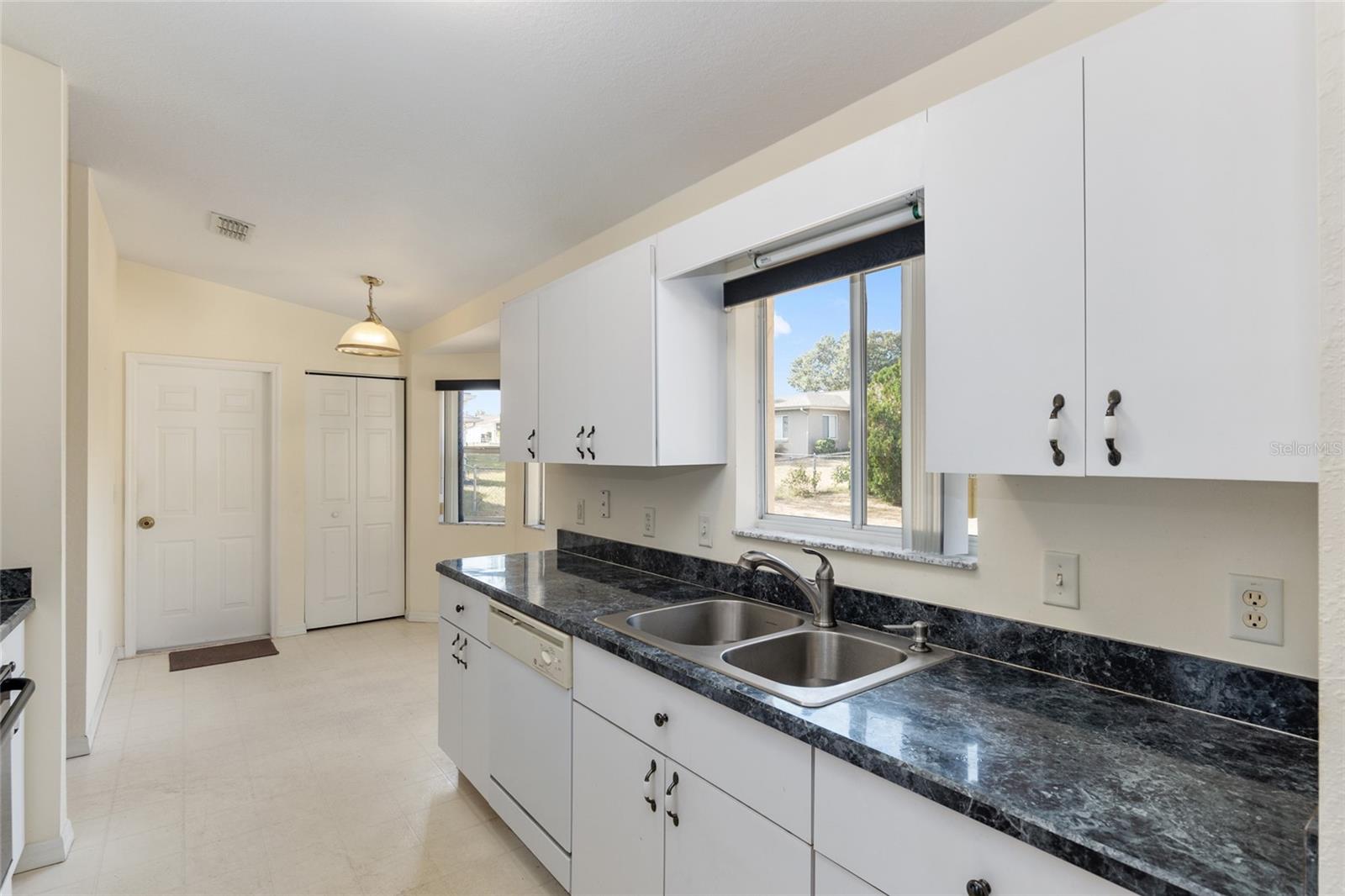 6011 SW 98TH STREET RD, OCALA, FL, 34476