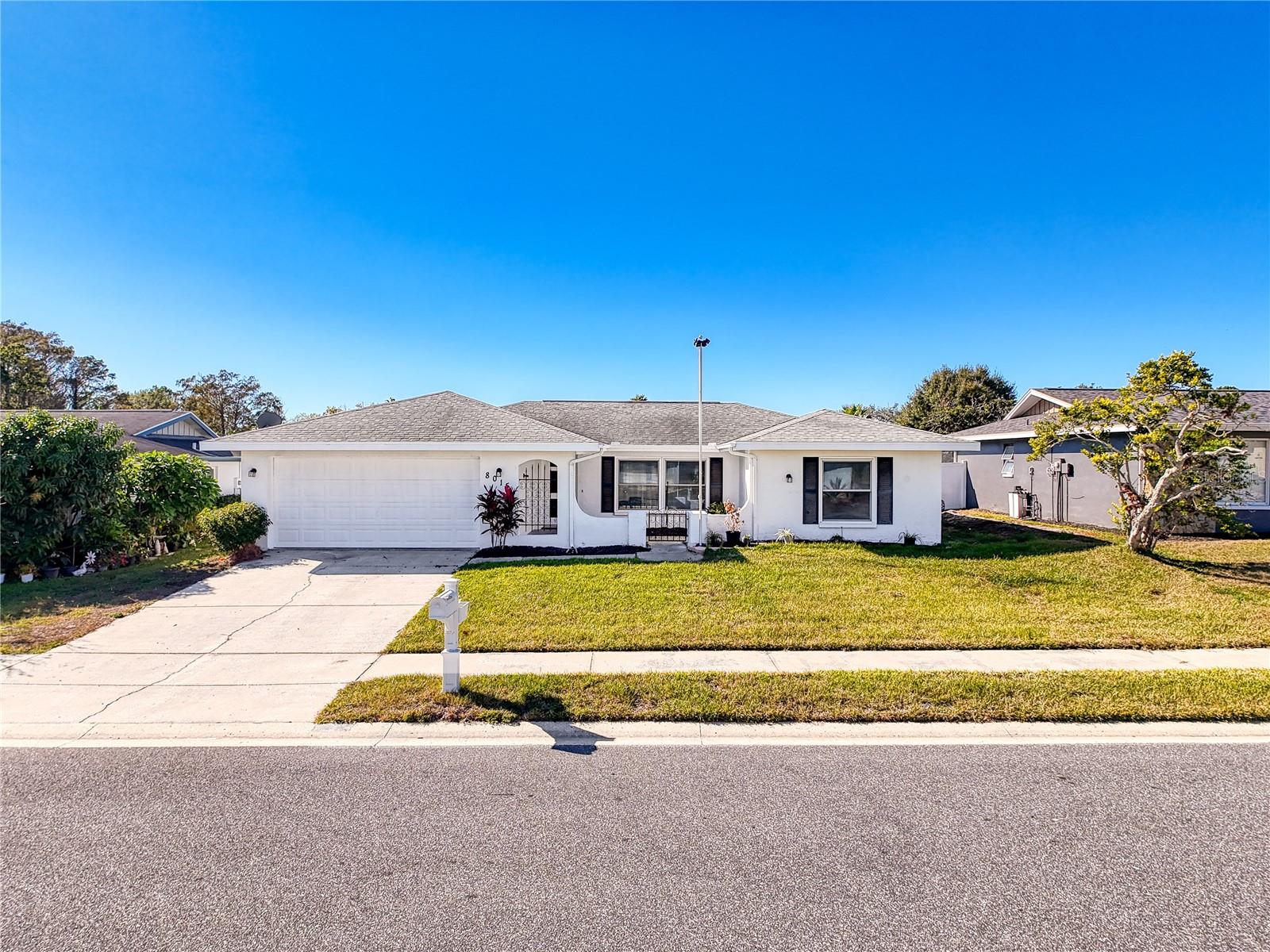8015 IDLEBRIAR LN, PORT RICHEY, FL, 34668
