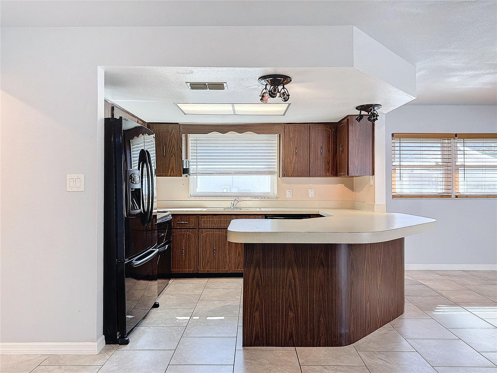8015 IDLEBRIAR LN, PORT RICHEY, FL, 34668