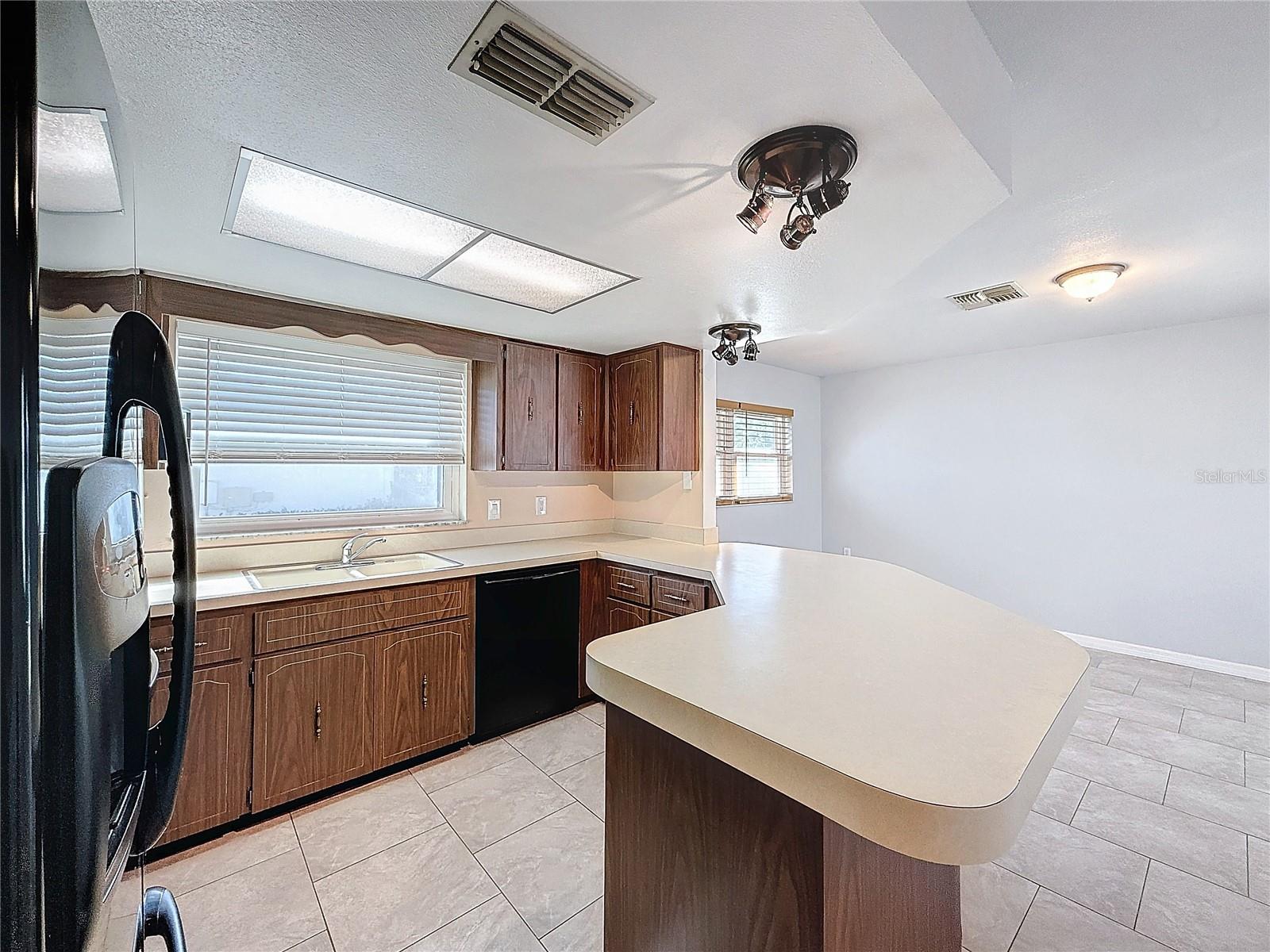 8015 IDLEBRIAR LN, PORT RICHEY, FL, 34668