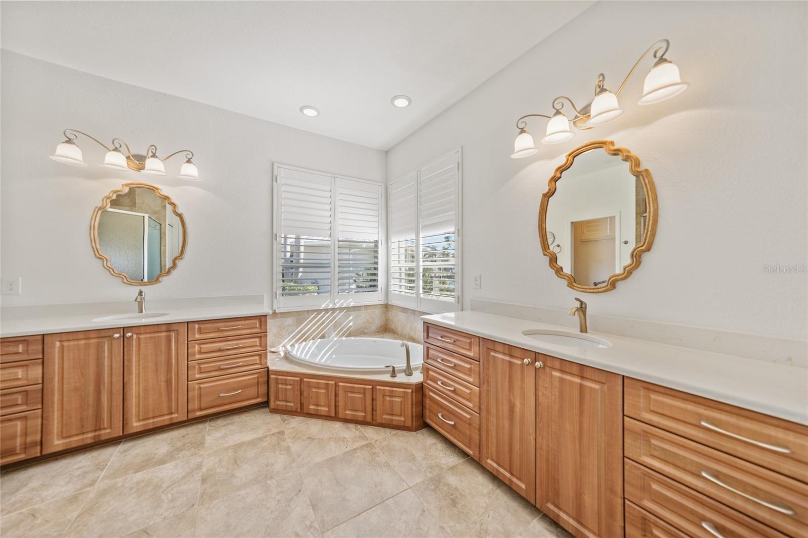 809 LUCIA DR, PUNTA GORDA, FL, 33950