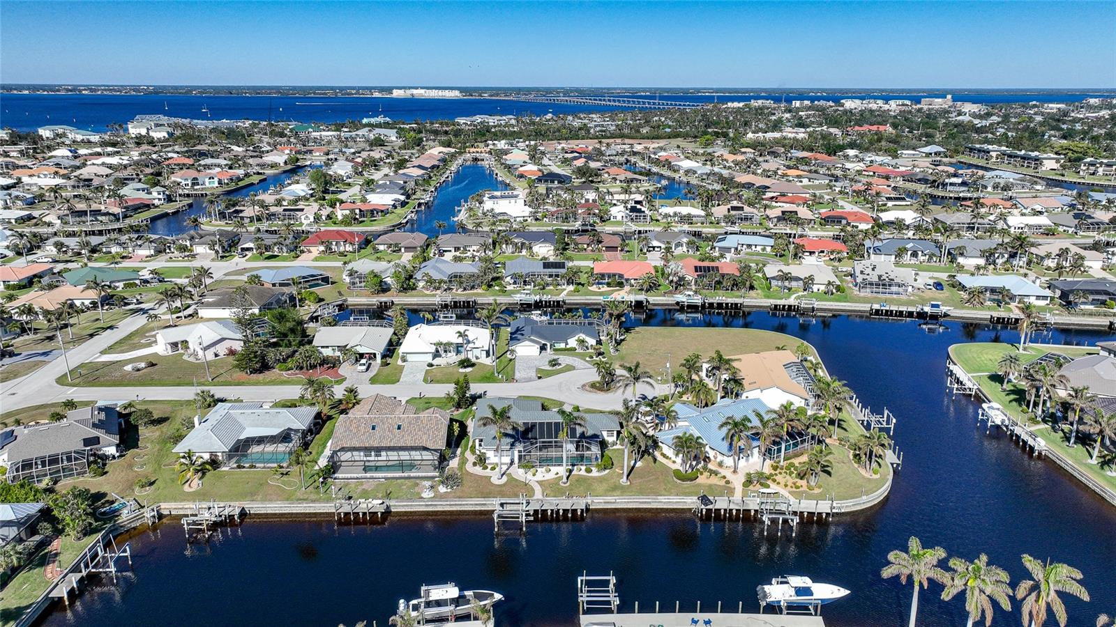 809 LUCIA DR, PUNTA GORDA, FL, 33950