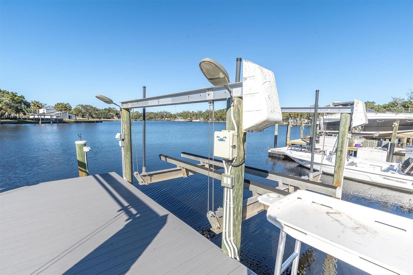 5517 MANATEE POINT DR, NEW PORT RICHEY, FL, 34652