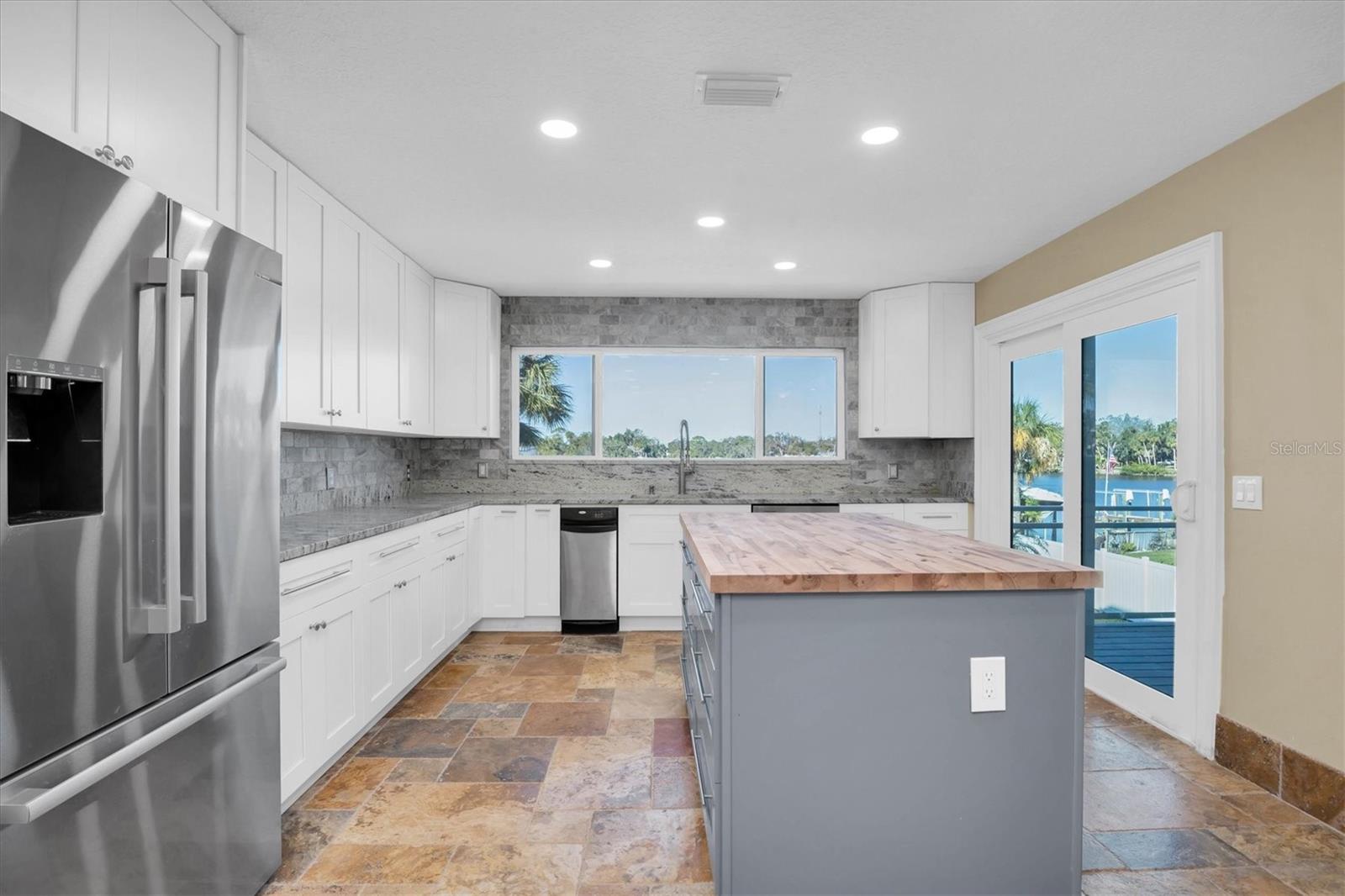 5517 MANATEE POINT DR, NEW PORT RICHEY, FL, 34652