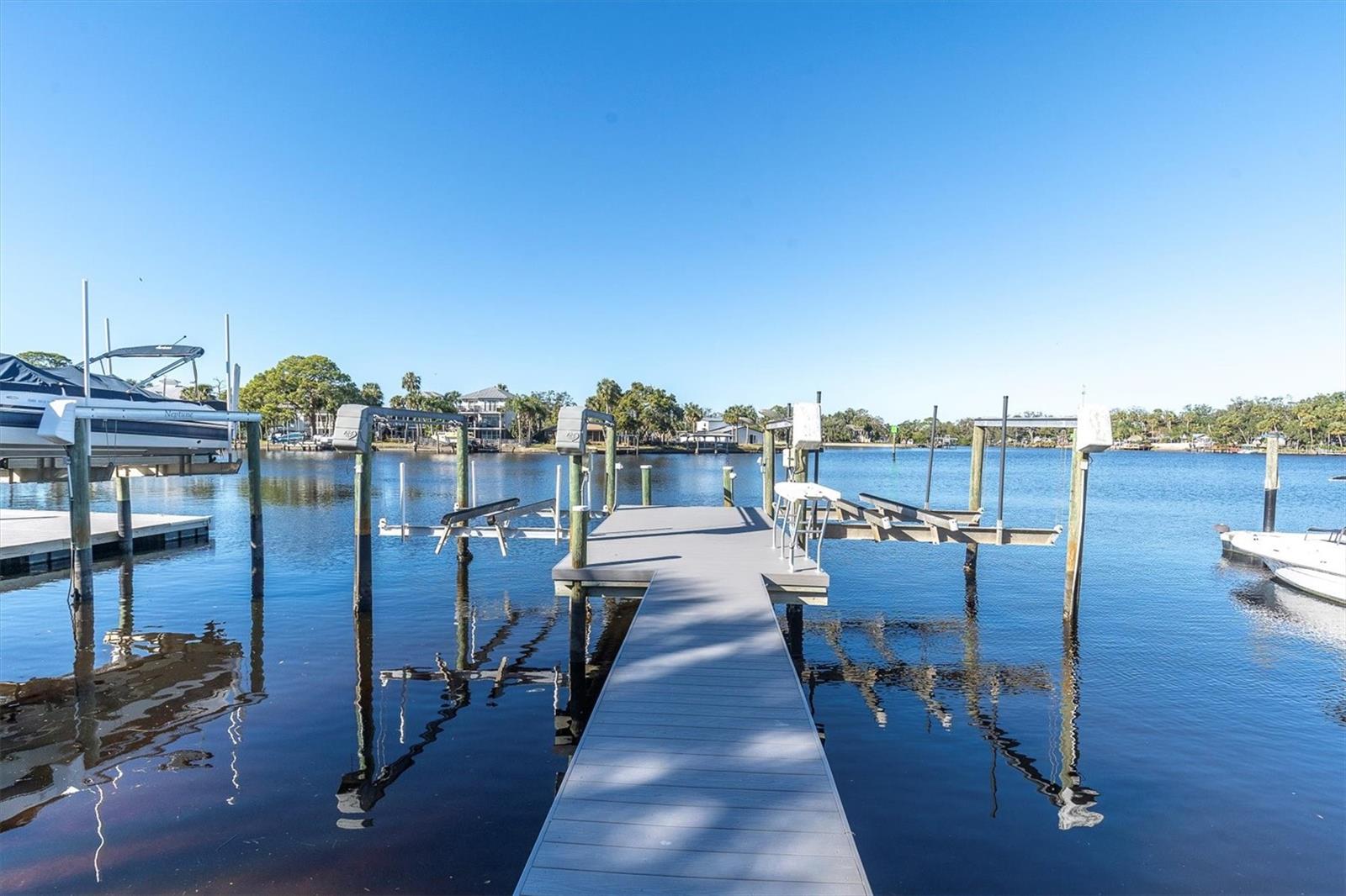 5517 MANATEE POINT DR, NEW PORT RICHEY, FL, 34652