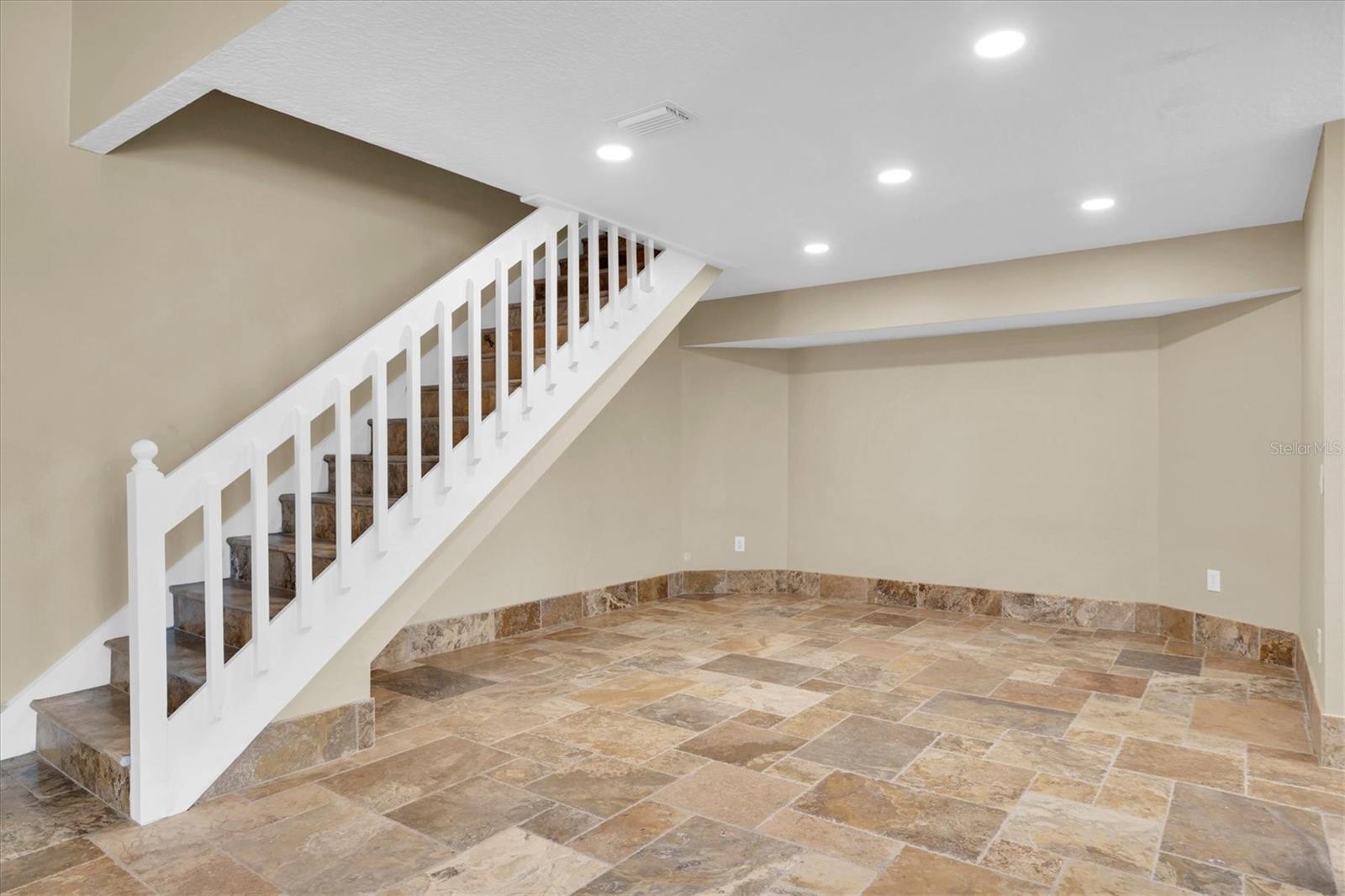 5517 MANATEE POINT DR, NEW PORT RICHEY, FL, 34652