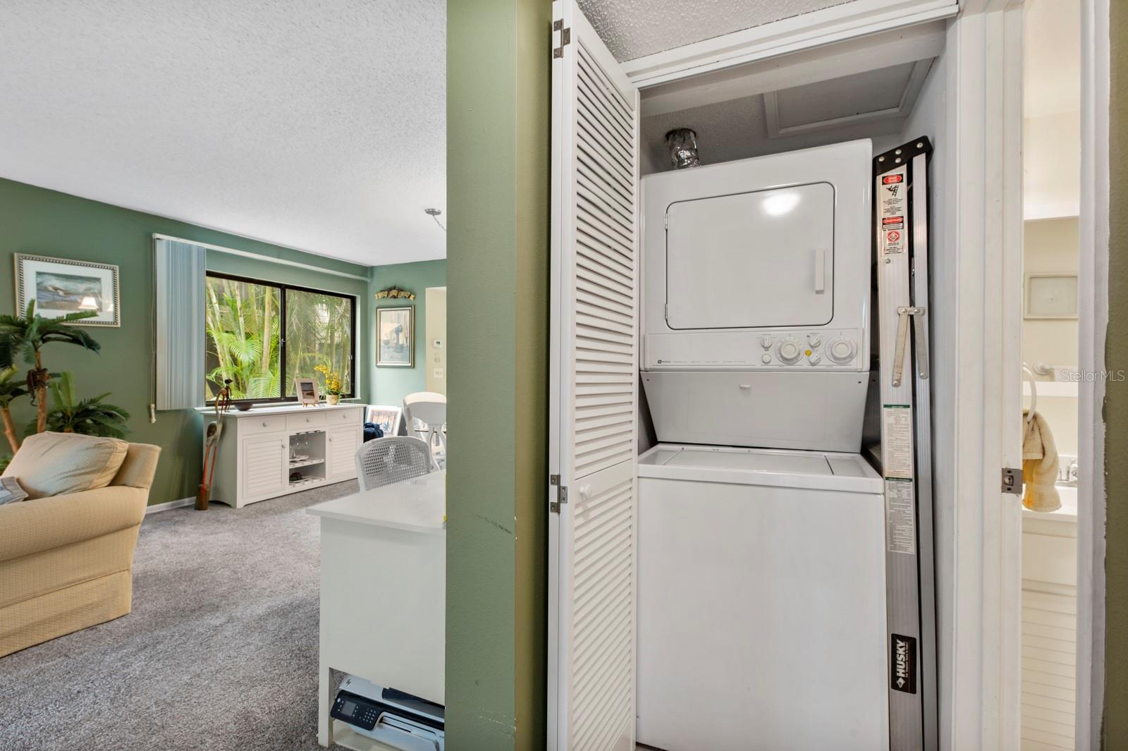 1720 GLENHOUSE DR #330, SARASOTA, FL, 34231