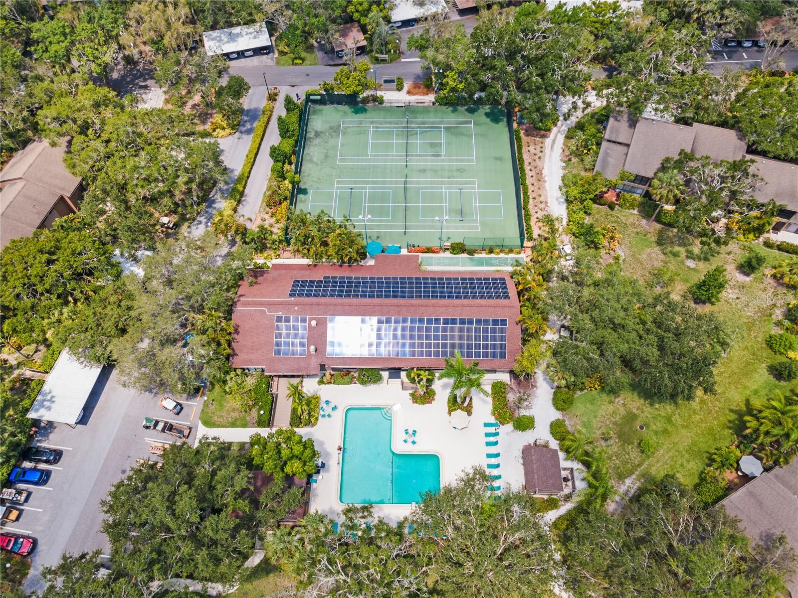 1720 GLENHOUSE DR #330, SARASOTA, FL, 34231