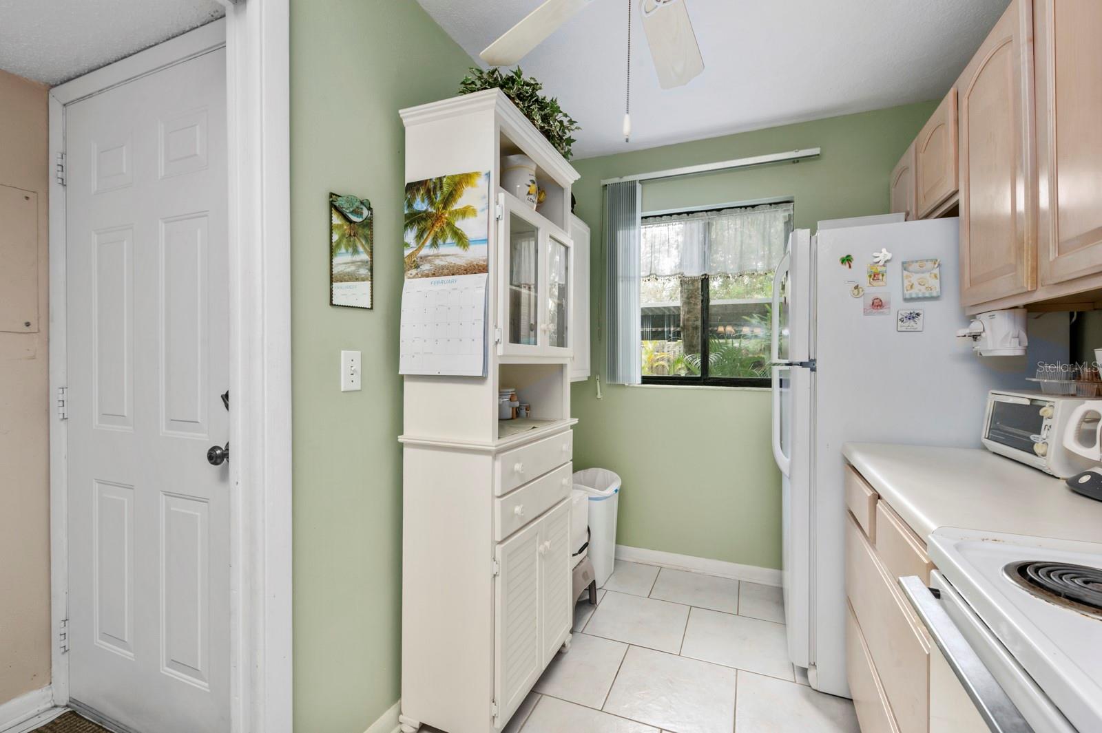 1720 GLENHOUSE DR #330, SARASOTA, FL, 34231