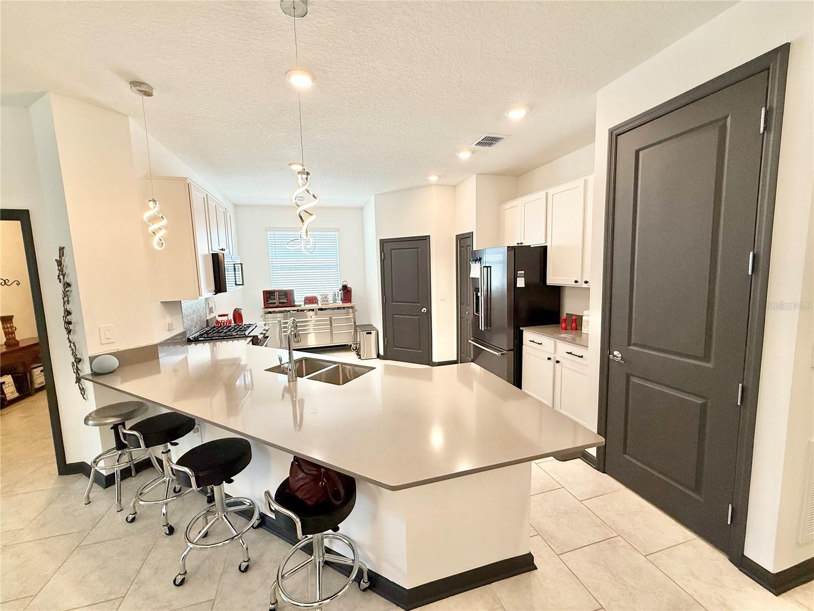 34004 SKY BLOSSOM CIR, LEESBURG, FL, 34788