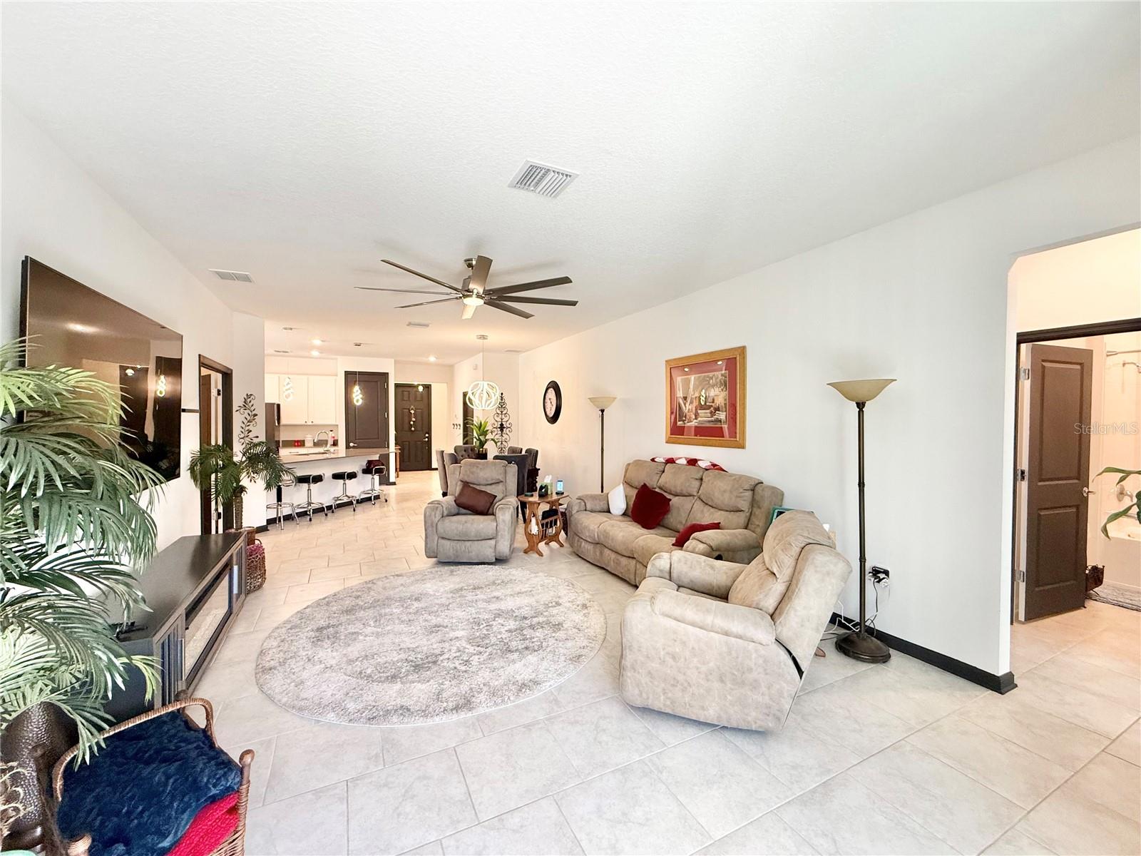 34004 SKY BLOSSOM CIR, LEESBURG, FL, 34788