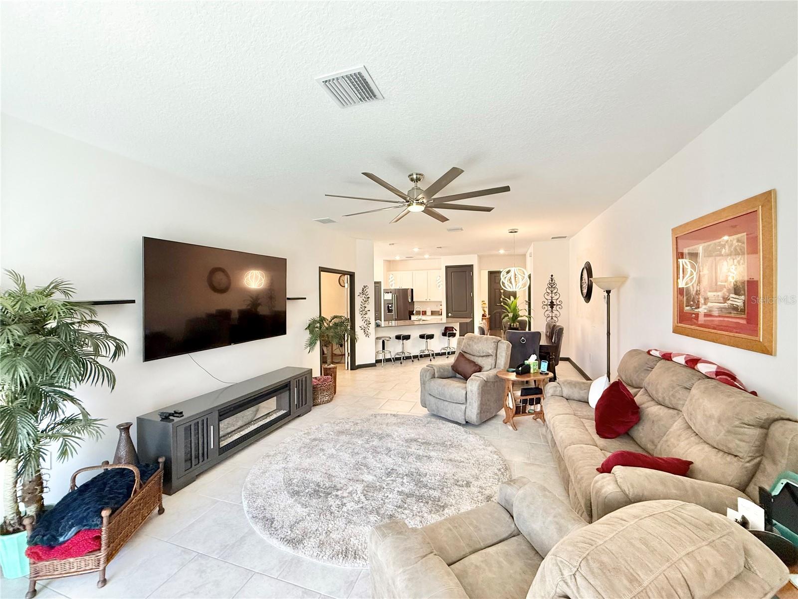 34004 SKY BLOSSOM CIR, LEESBURG, FL, 34788
