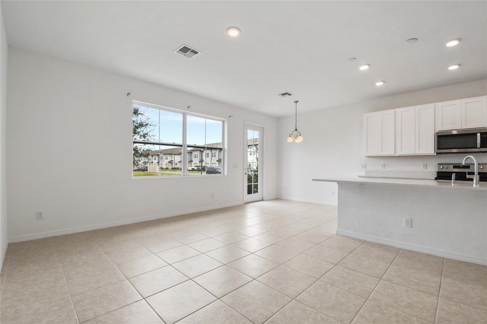1609 PELICAN DR, DAVENPORT, FL, 33896