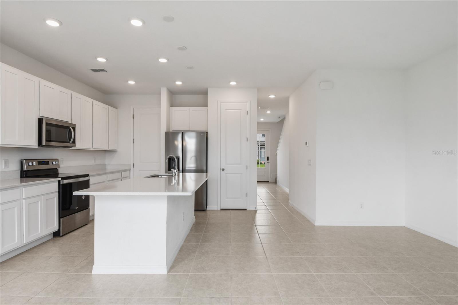 1609 PELICAN DR, DAVENPORT, FL, 33896