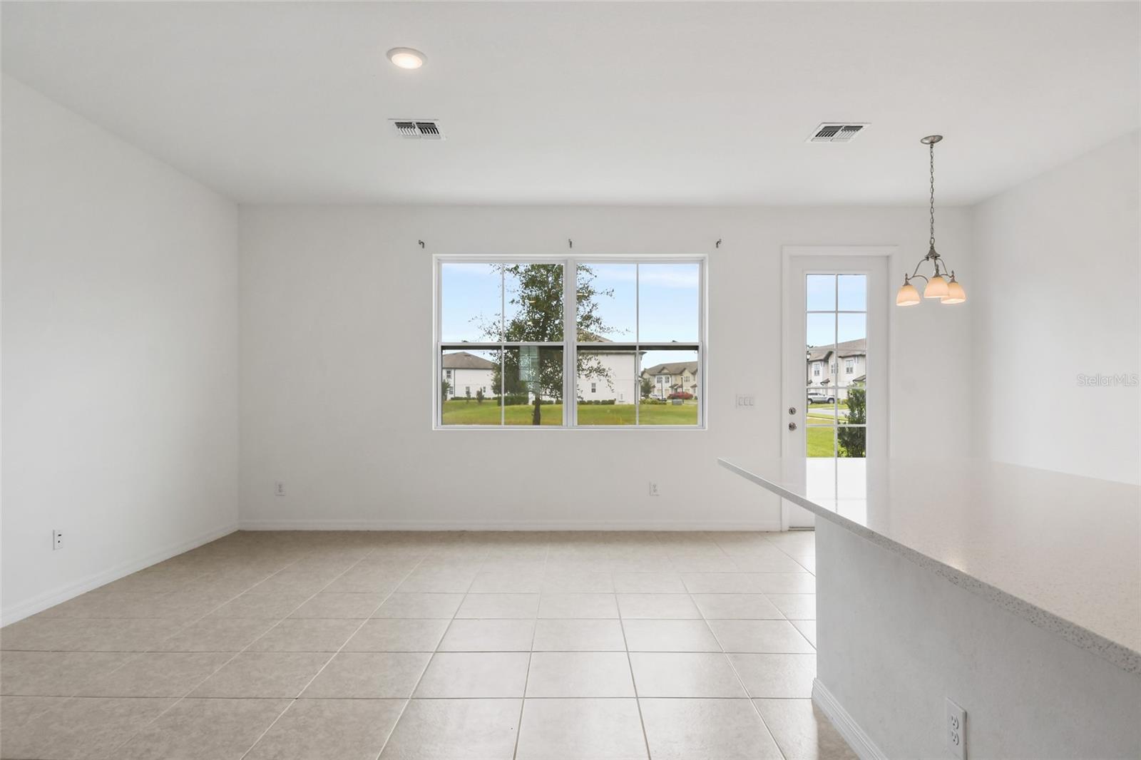 1609 PELICAN DR, DAVENPORT, FL, 33896