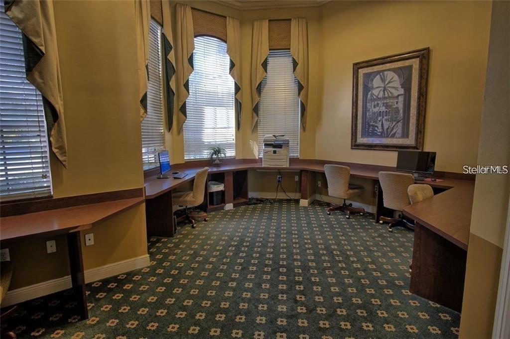 10203 COURTNEY PALMS BLVD #304, TAMPA, FL, 33619