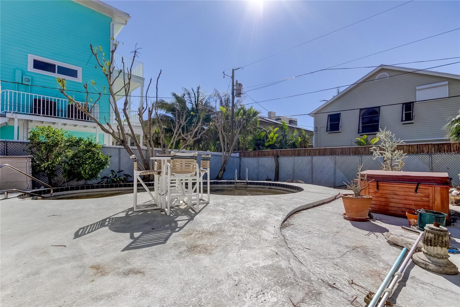 15506 1ST ST E, REDINGTON BEACH, FL, 33708