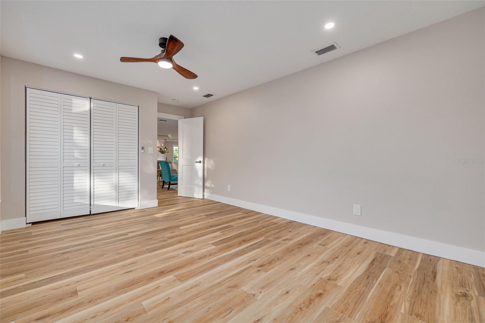 911 S FLORIDA AVE, TARPON SPRINGS, FL, 34689