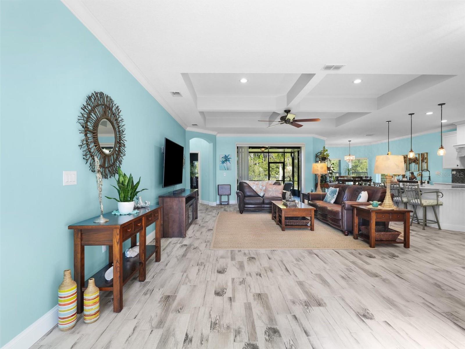 182 S COOPERS HAWK WAY, PALM COAST, FL, 32164
