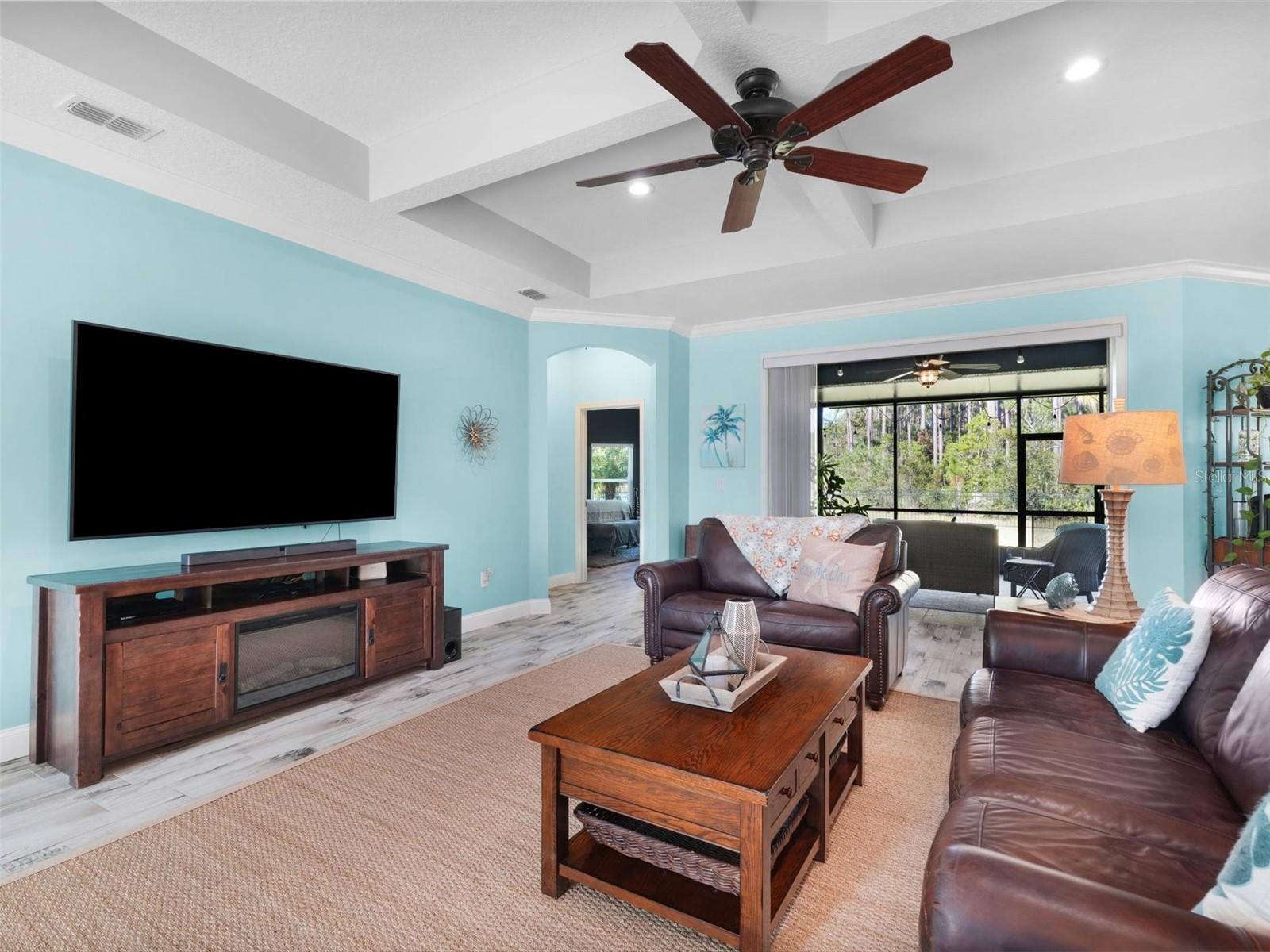 182 S COOPERS HAWK WAY, PALM COAST, FL, 32164