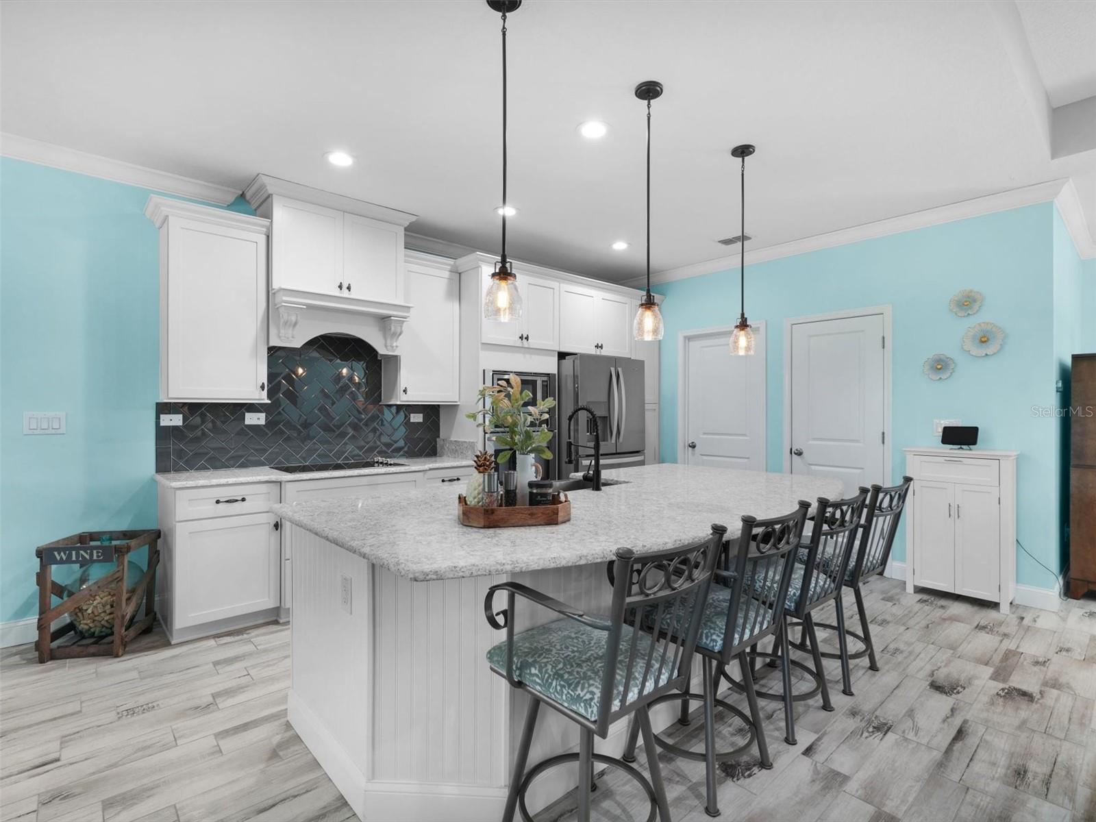 182 S COOPERS HAWK WAY, PALM COAST, FL, 32164