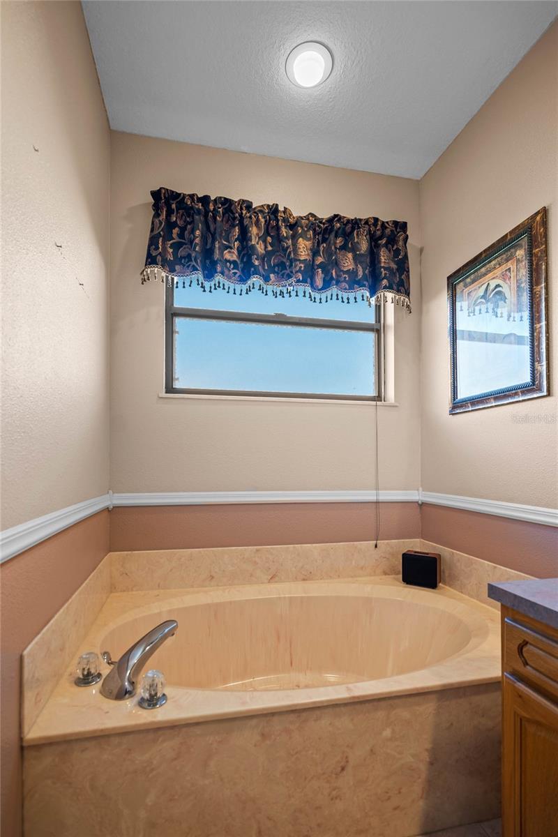 817 CARLTON CT, WINTER HAVEN, FL, 33884