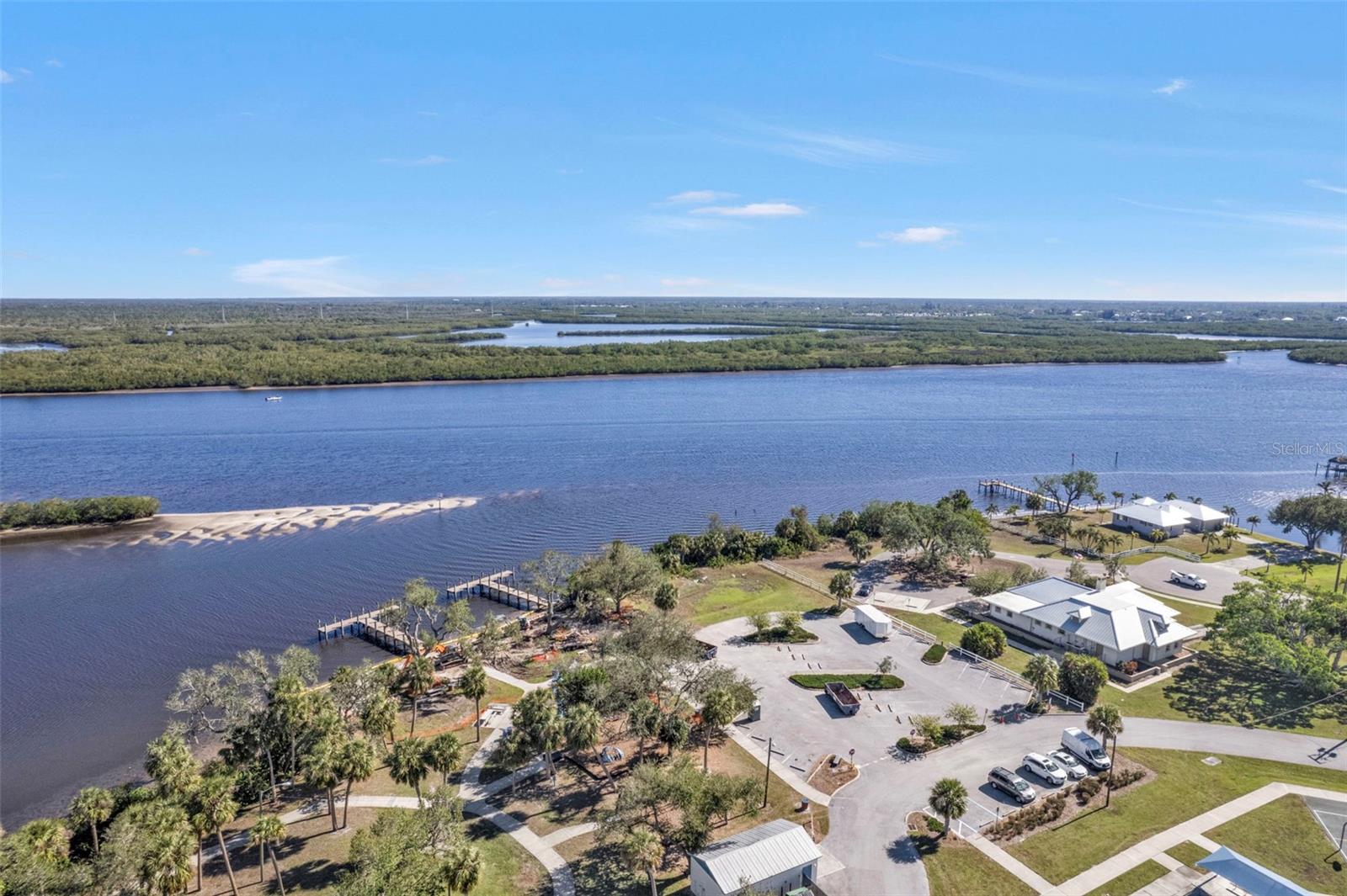 27409 VOYAGEUR DR, PUNTA GORDA, FL, 33983