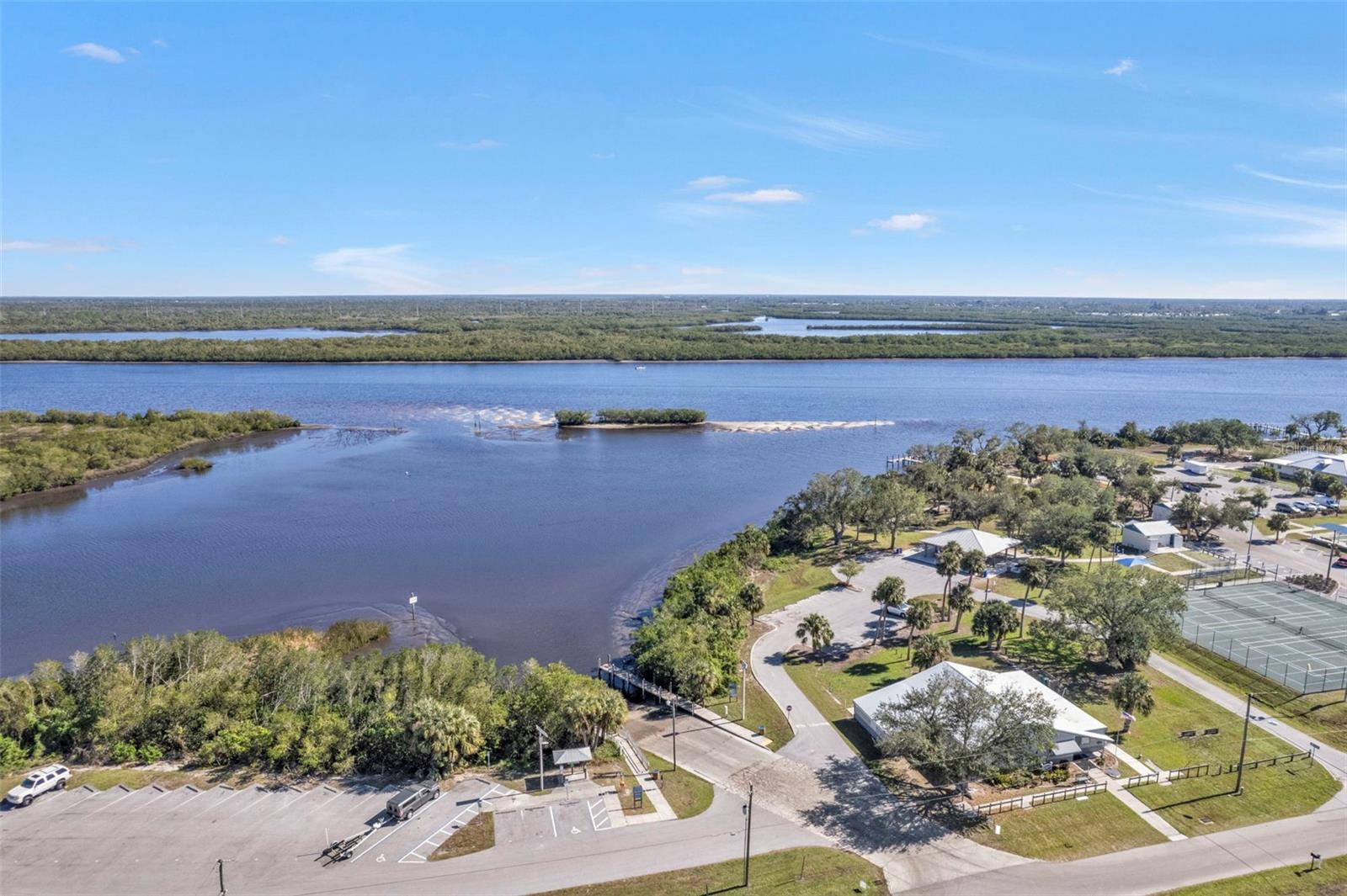 27409 VOYAGEUR DR, PUNTA GORDA, FL, 33983