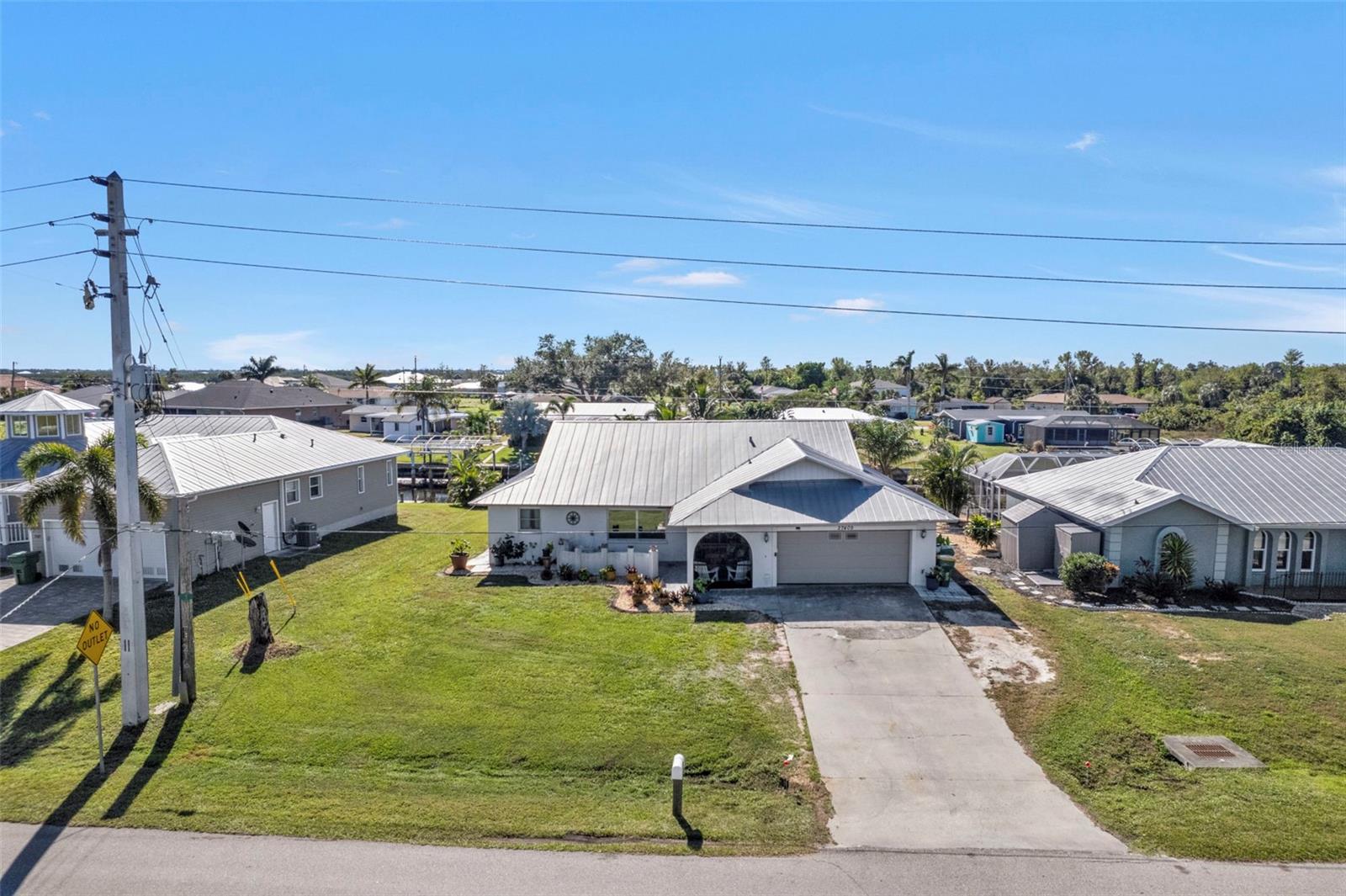 27409 VOYAGEUR DR, PUNTA GORDA, FL, 33983