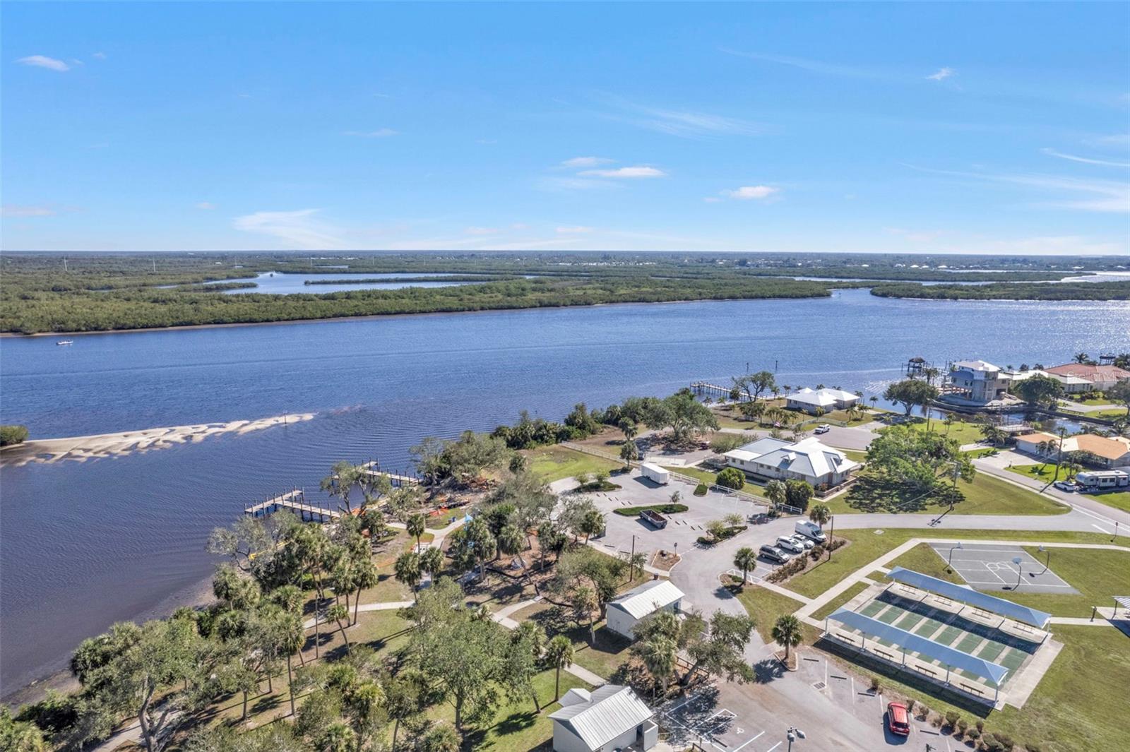 27409 VOYAGEUR DR, PUNTA GORDA, FL, 33983