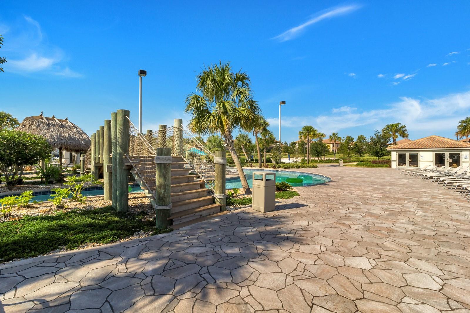 8943 CABOT CLIFFS DR, DAVENPORT, FL, 33896