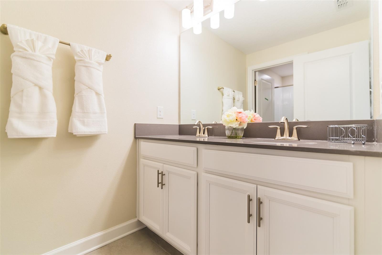8943 CABOT CLIFFS DR, DAVENPORT, FL, 33896