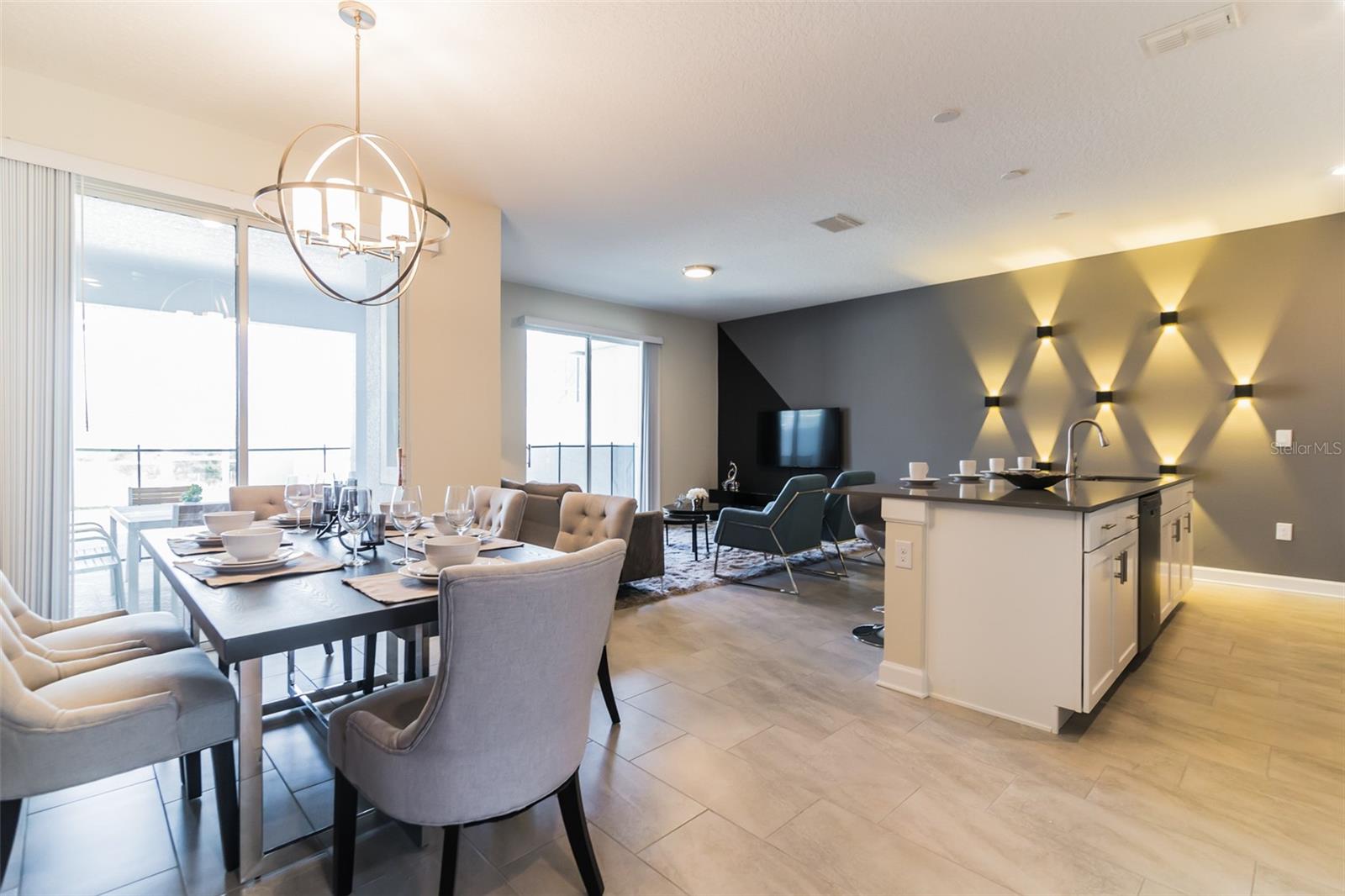 8943 CABOT CLIFFS DR, DAVENPORT, FL, 33896