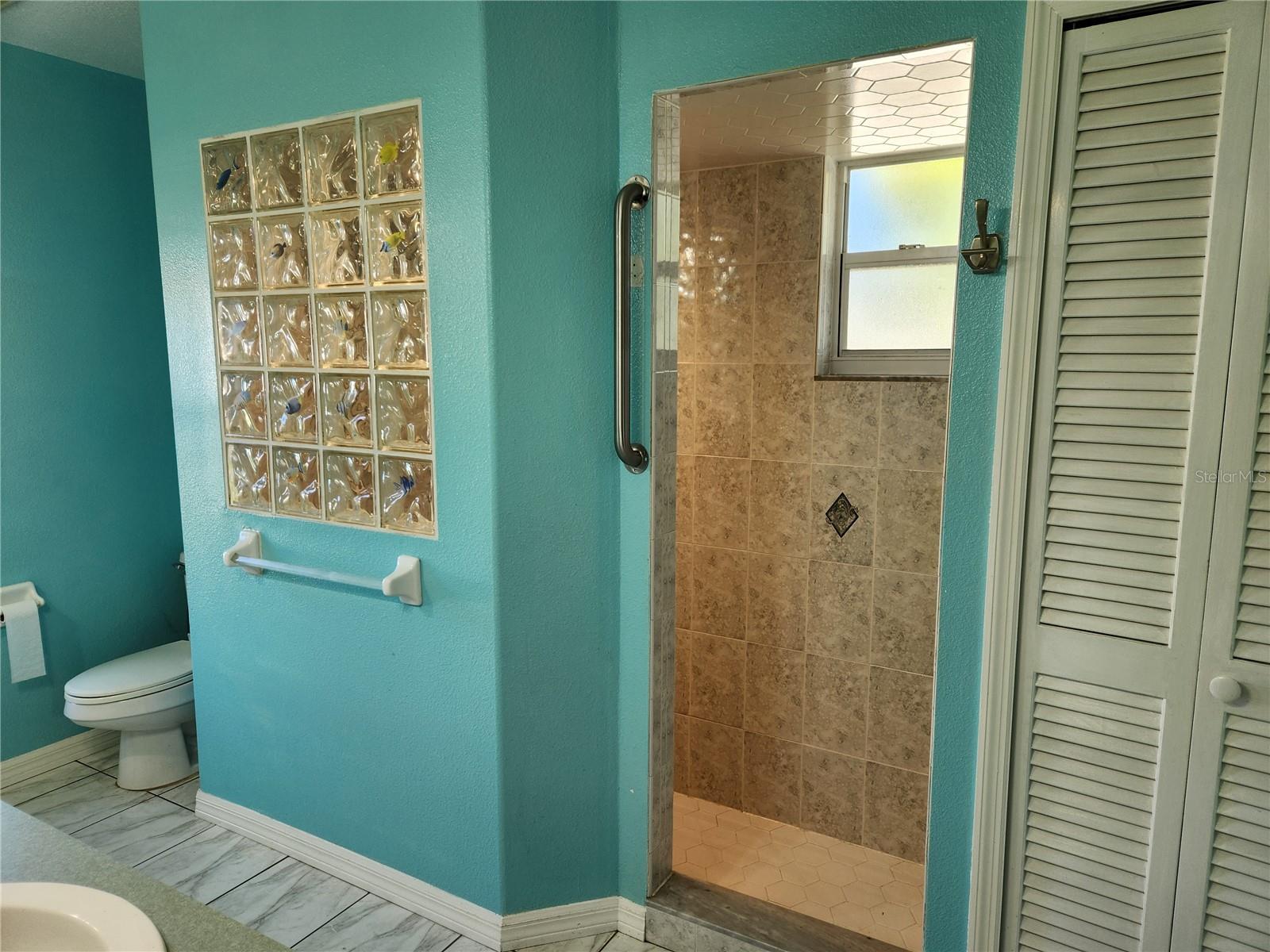 12070 SURREY AVE, PORT CHARLOTTE, FL, 33981