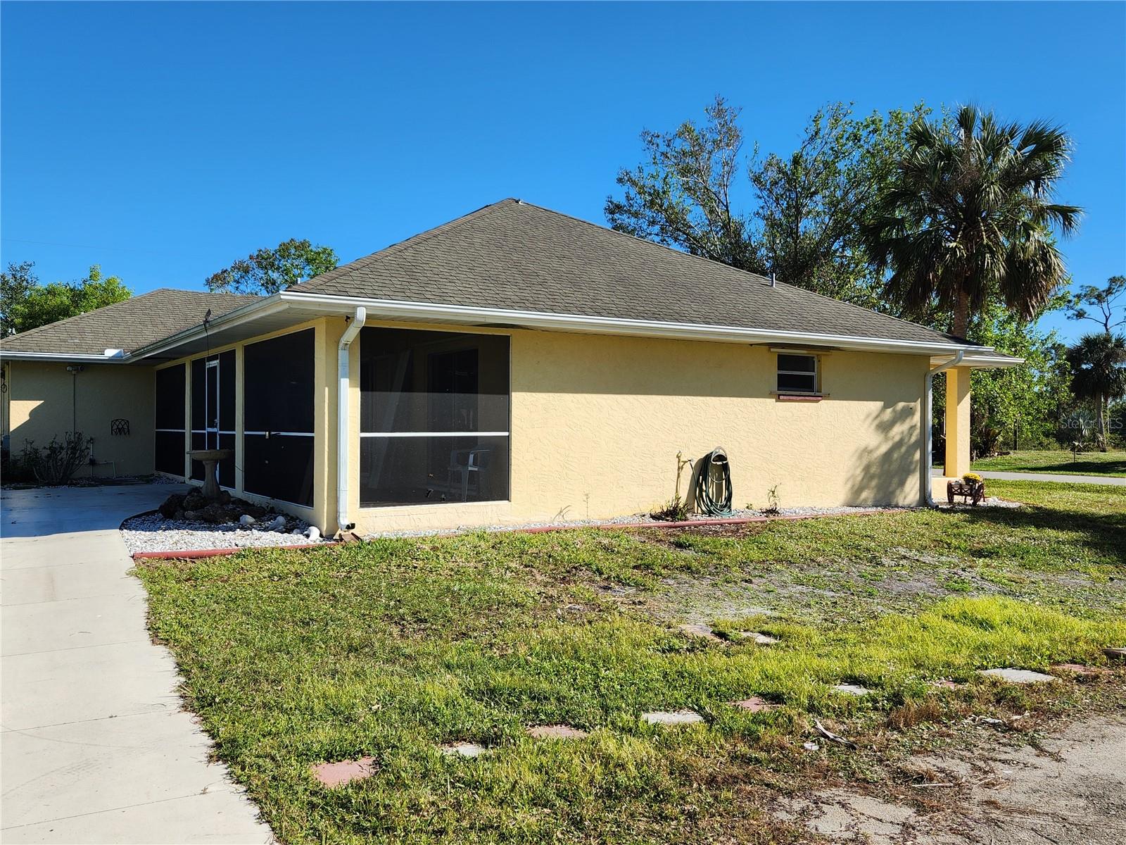 12070 SURREY AVE, PORT CHARLOTTE, FL, 33981