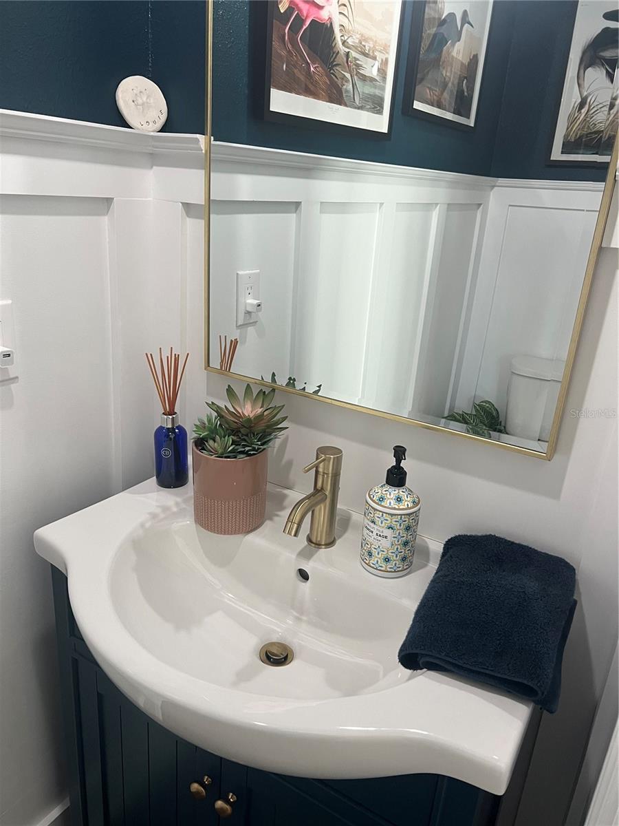 2301 LINDSTROM ST, SARASOTA, FL, 34237
